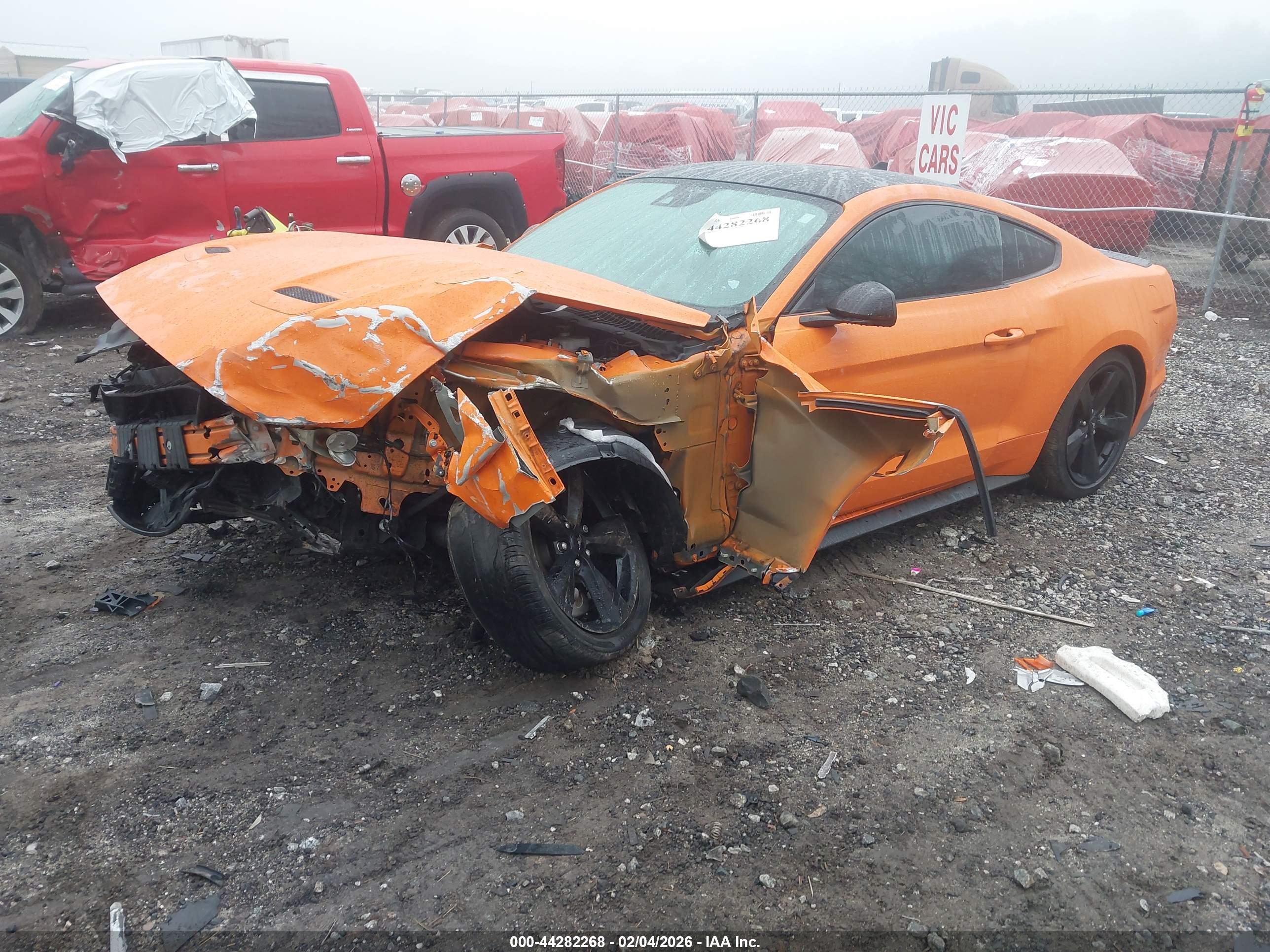 FORD MUSTANG image 2
