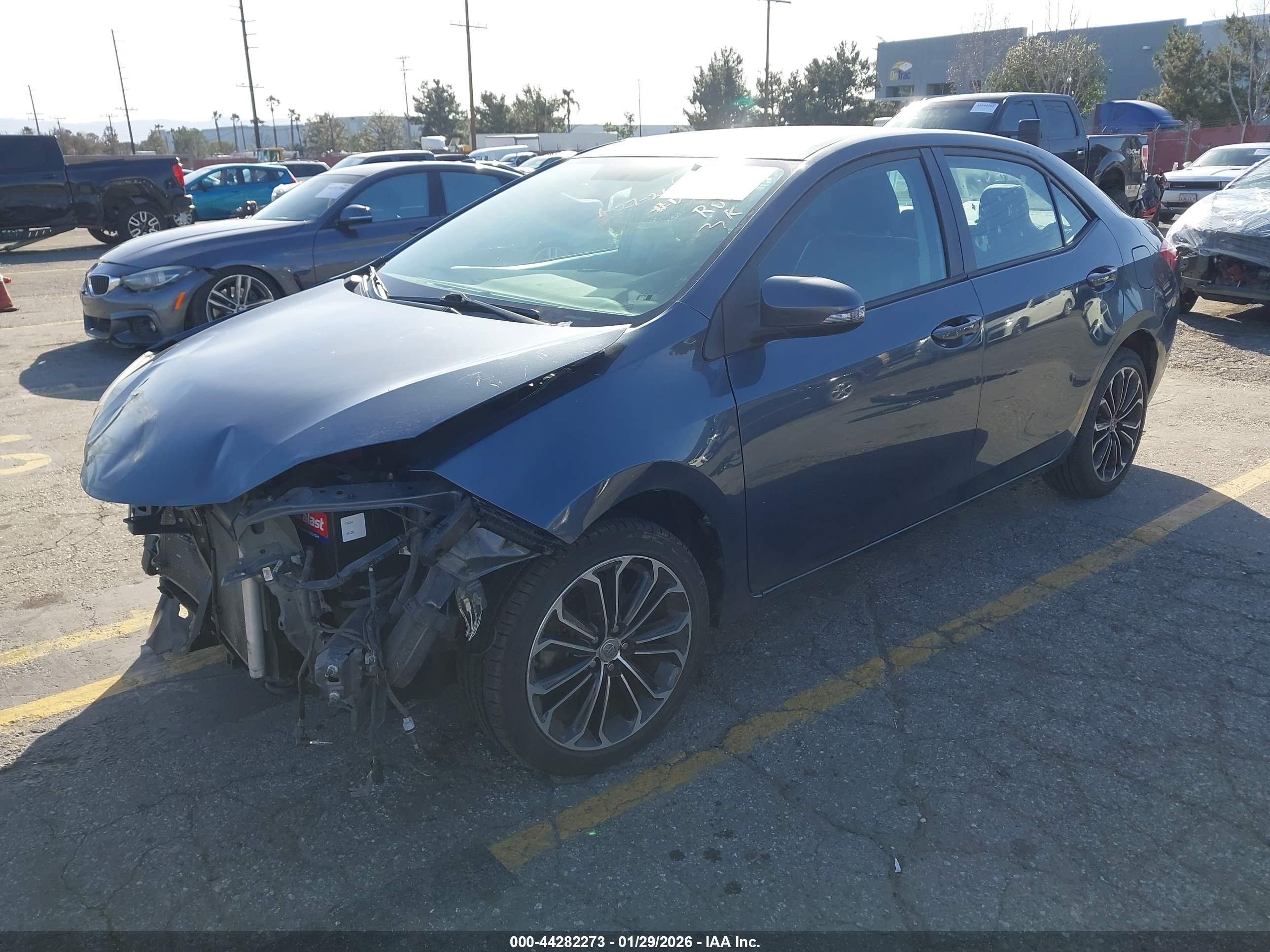 TOYOTA COROLLA image 2