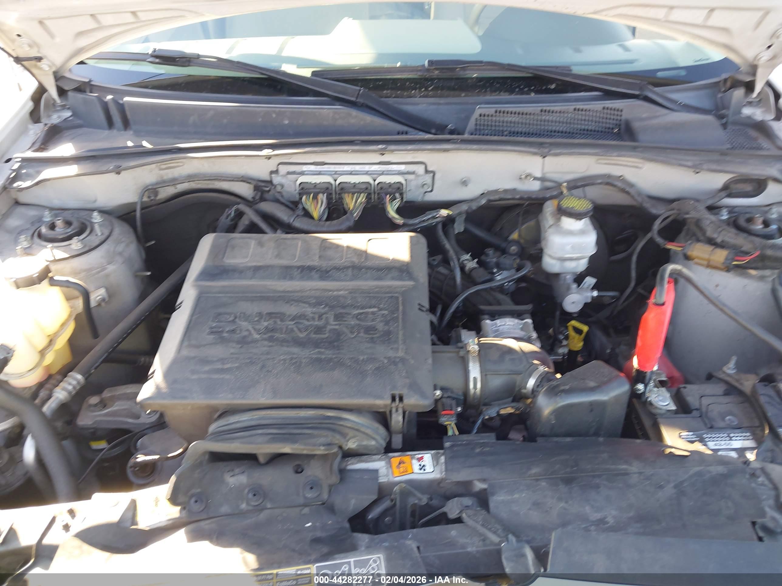FORD ESCAPE image 10