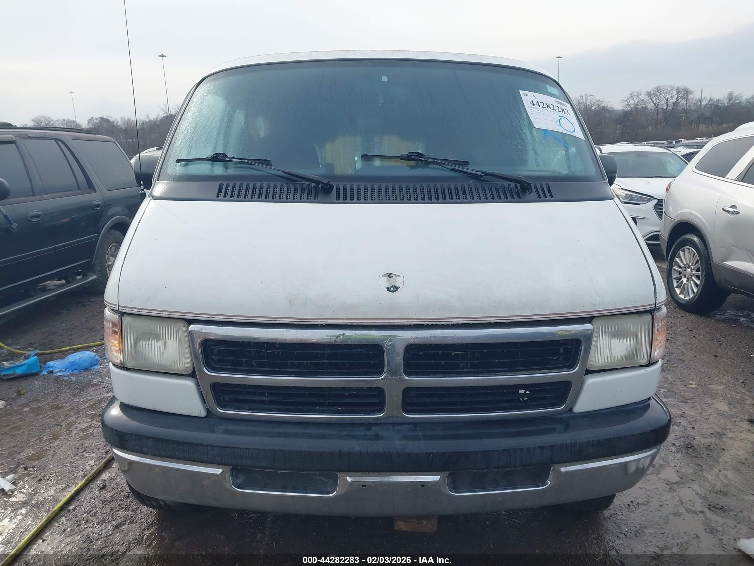 DODGE RAM image 6