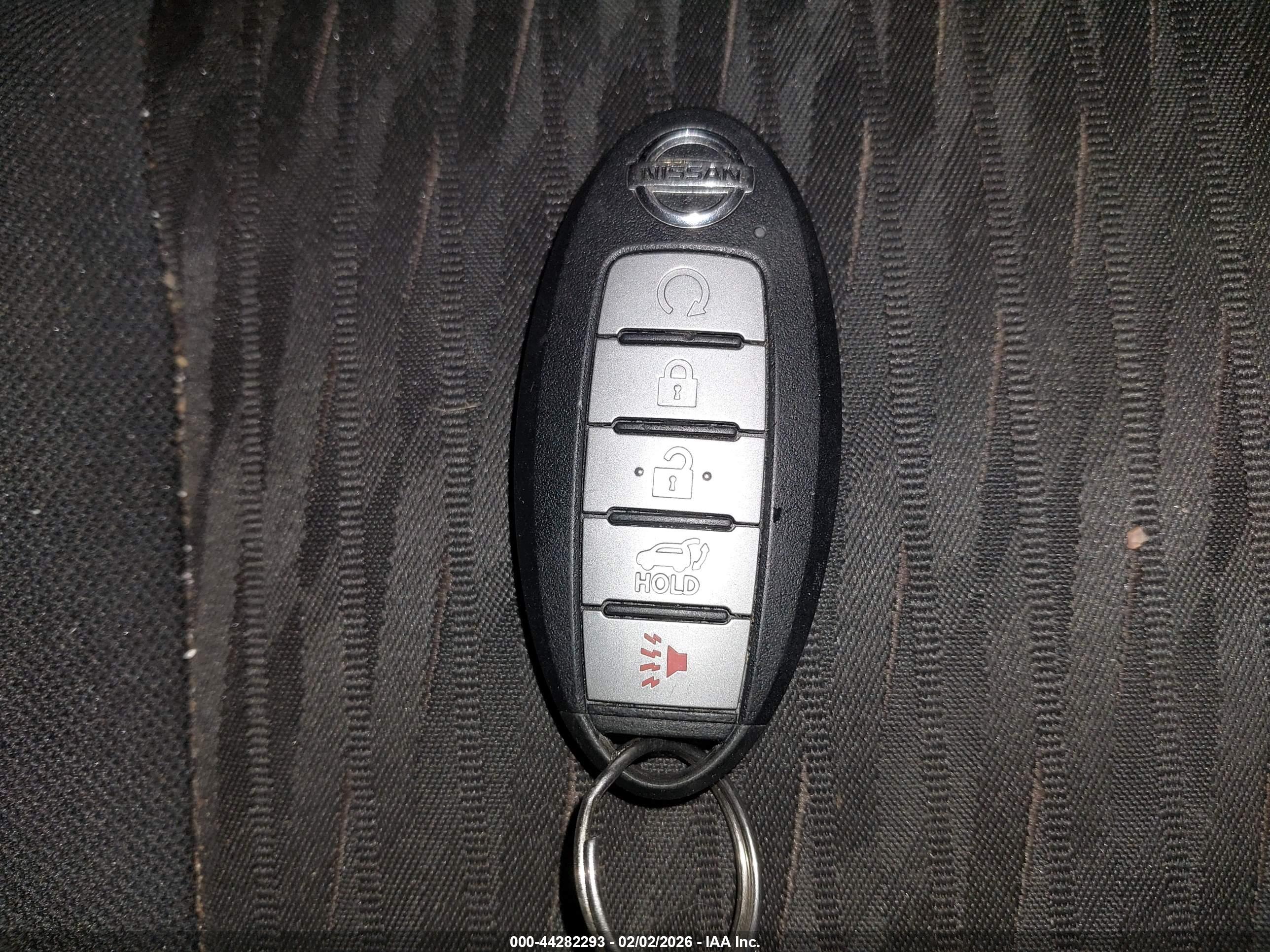 NISSAN ROGUE image 11