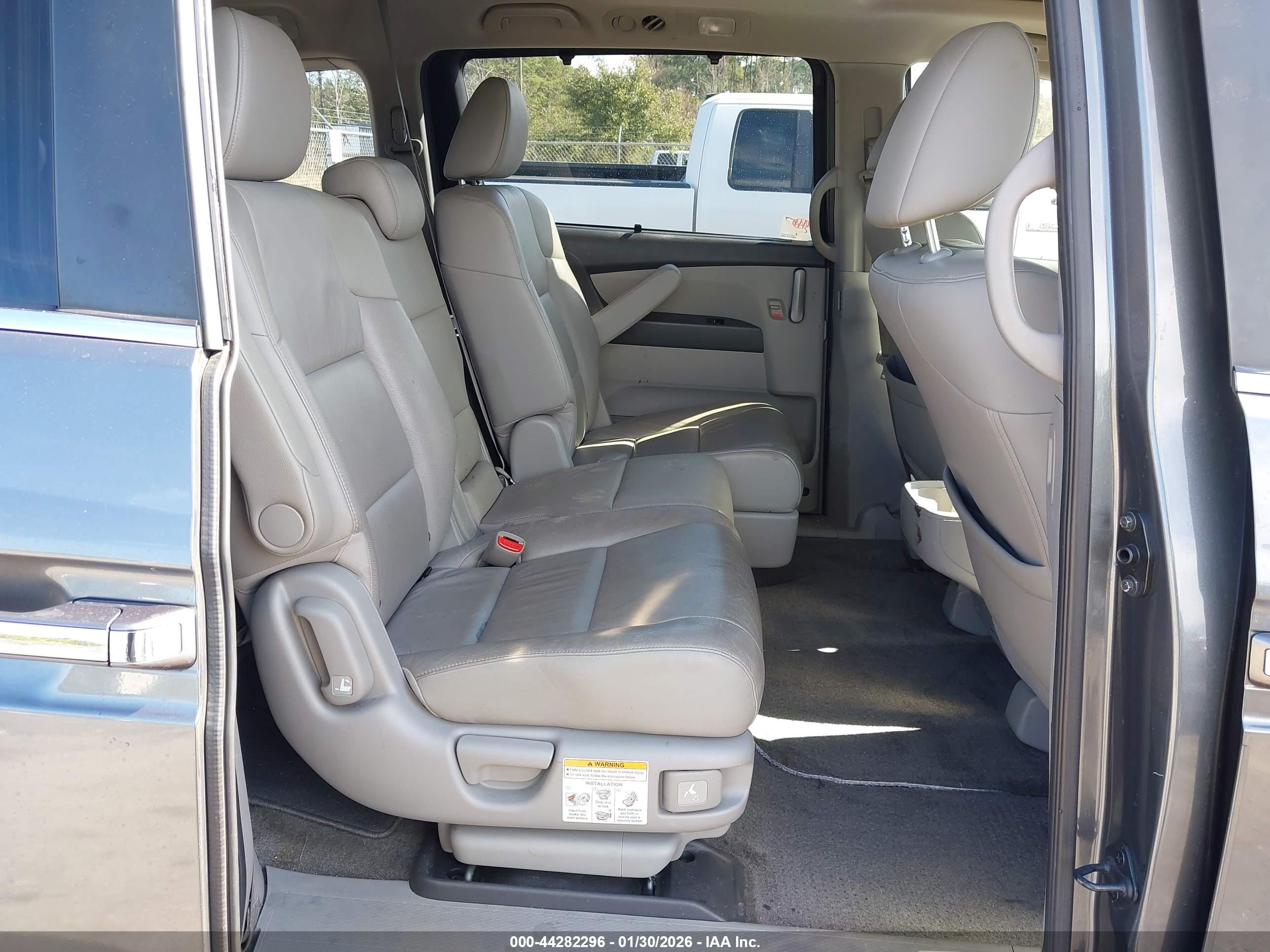 HONDA ODYSSEY image 8