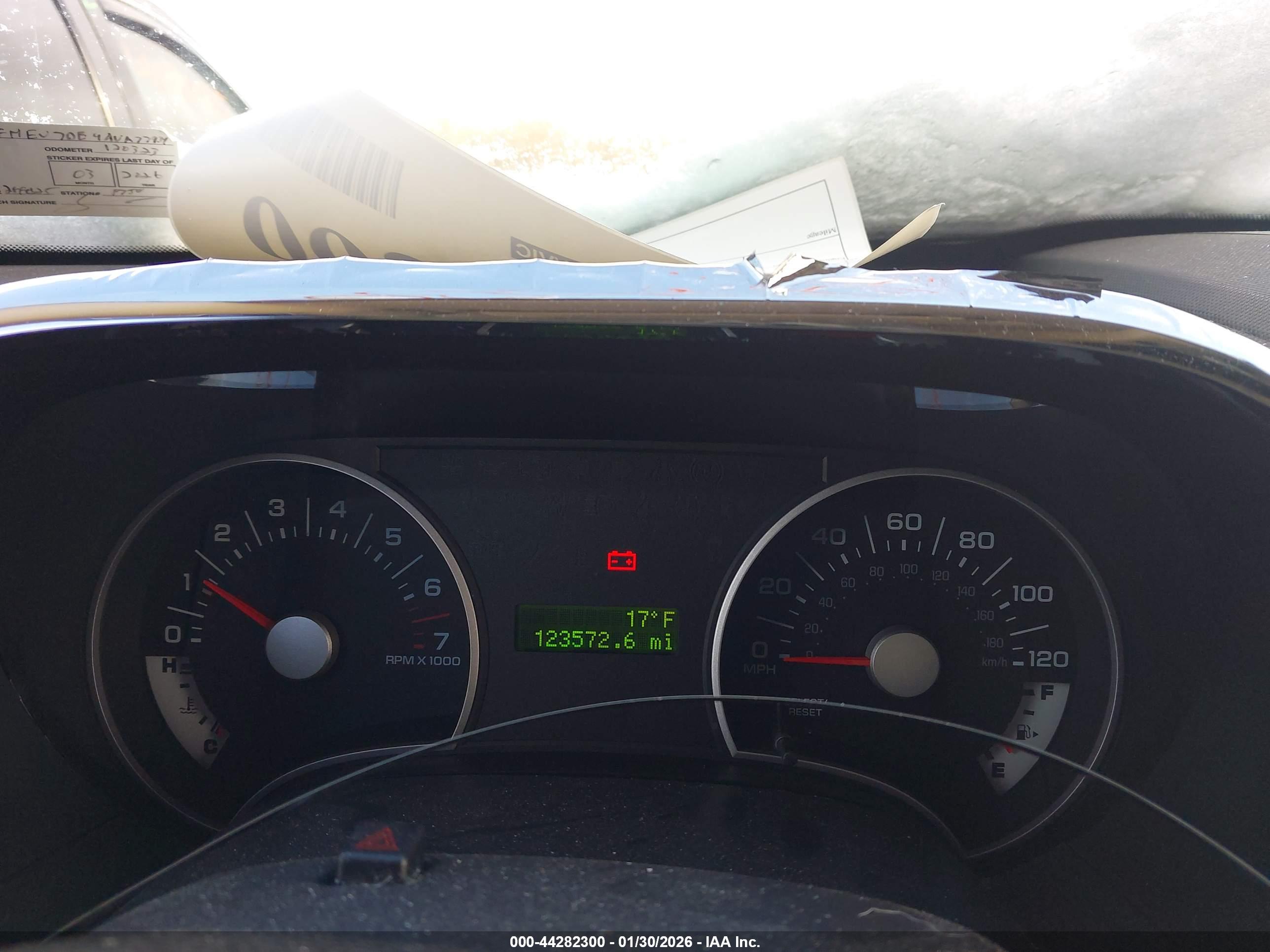 FORD EXPLORER image 7