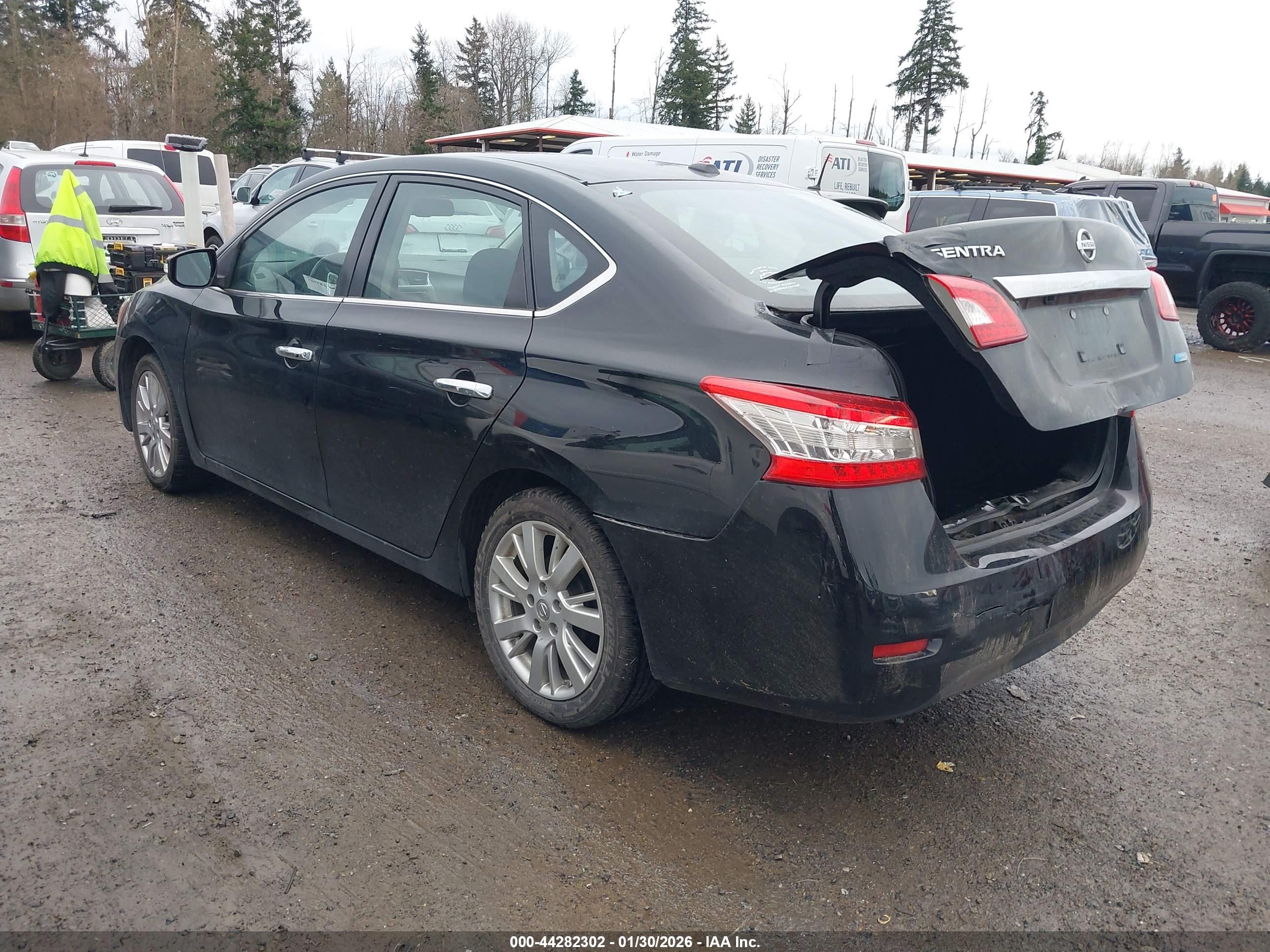 NISSAN SENTRA image 3