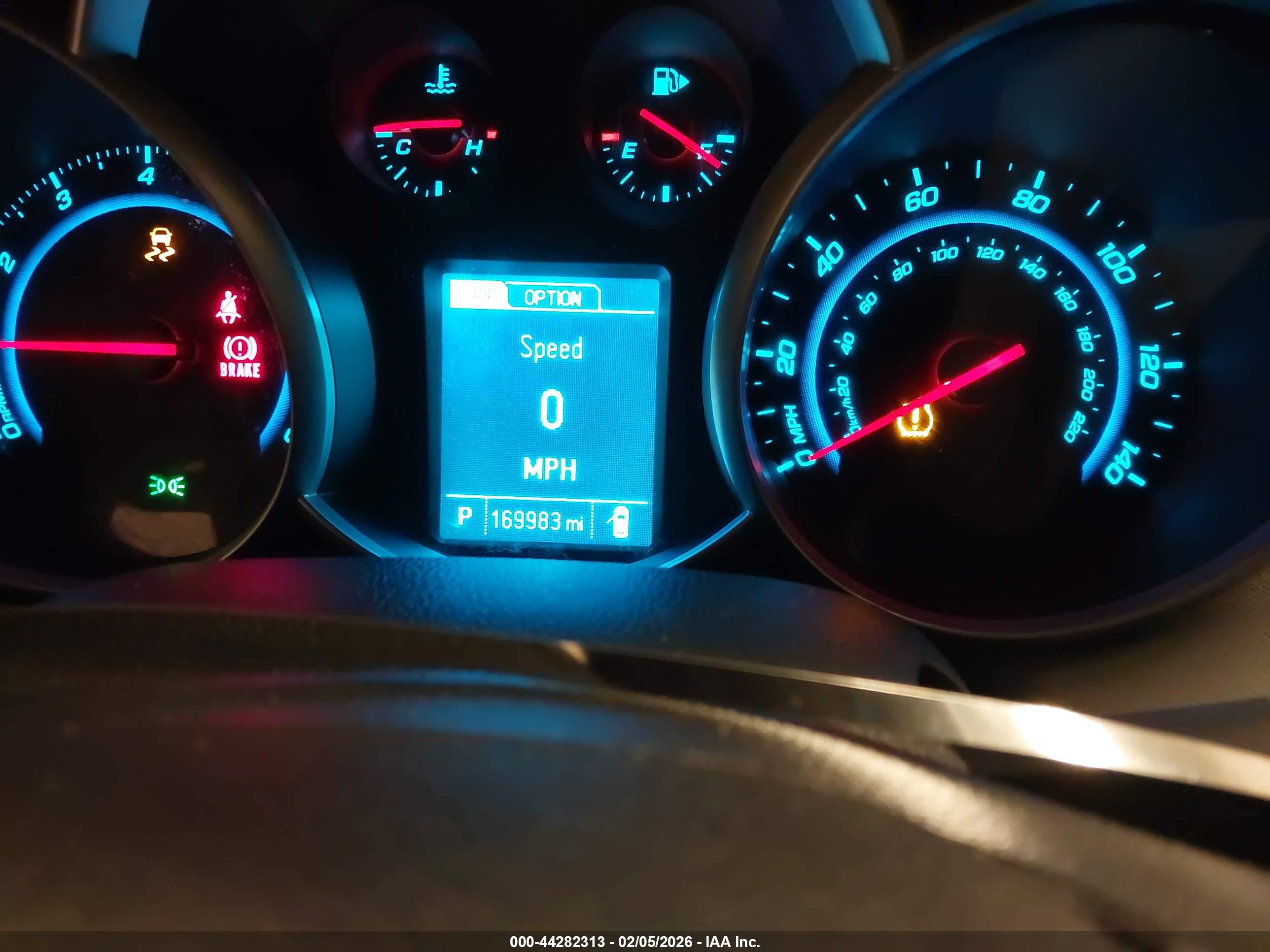 CHEVROLET CRUZE image 7