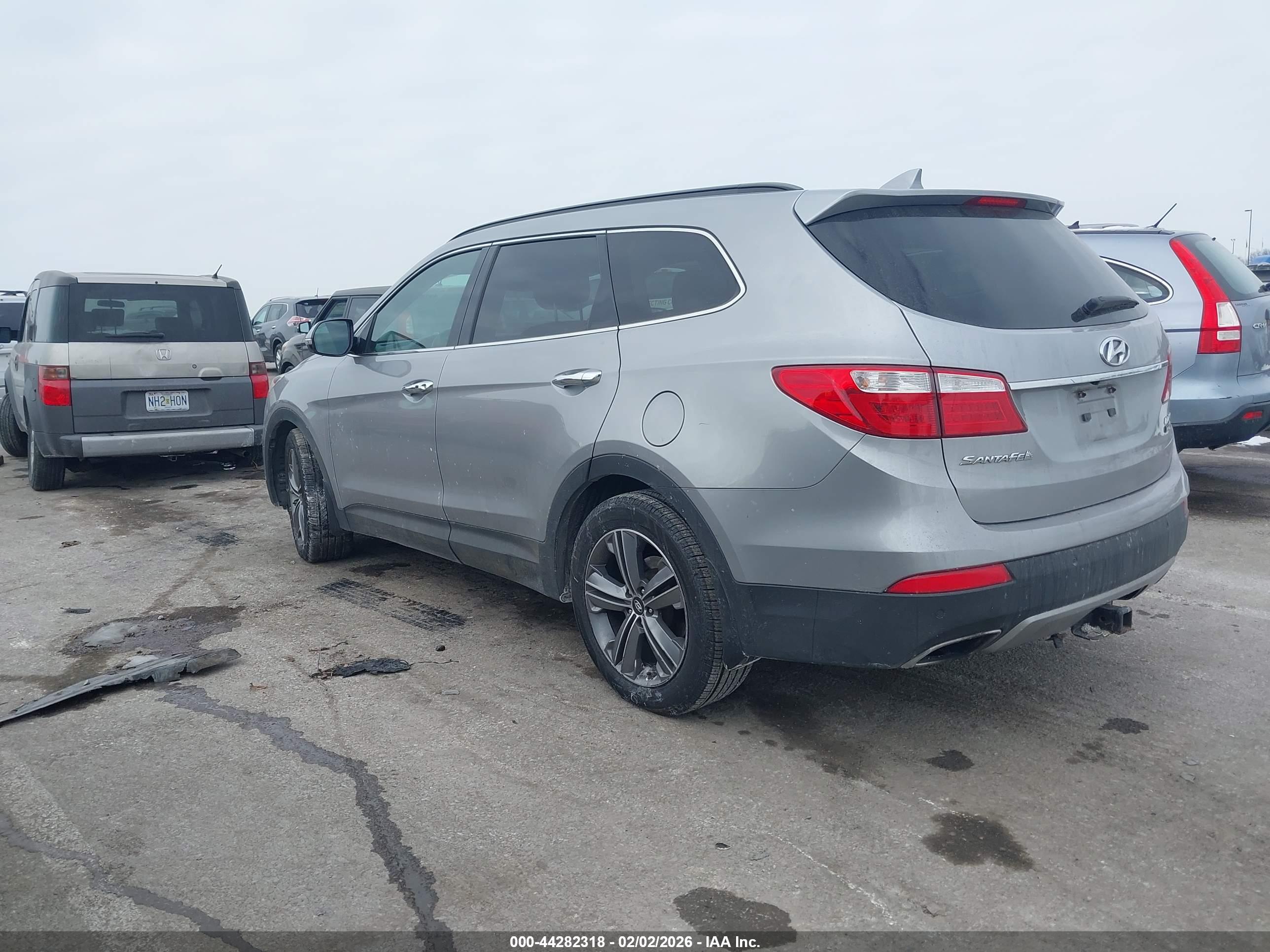 HYUNDAI SANTA image 3