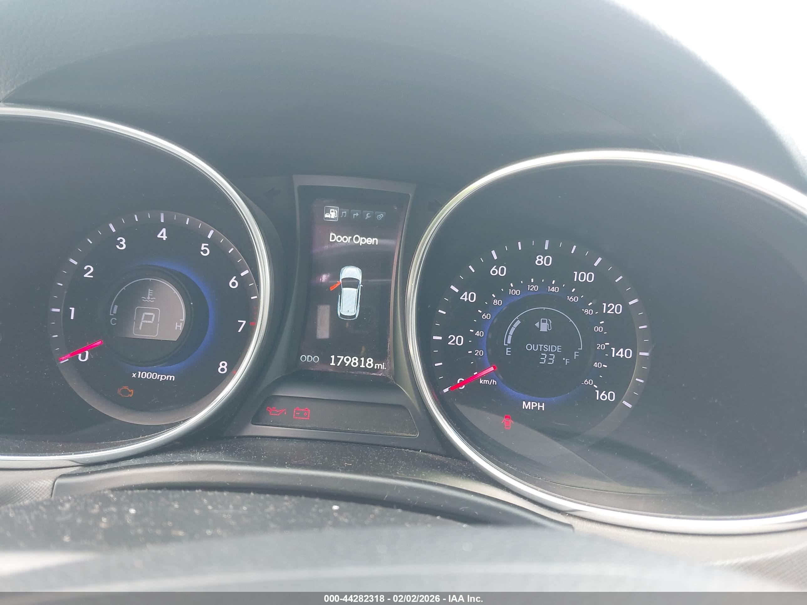 HYUNDAI SANTA image 7