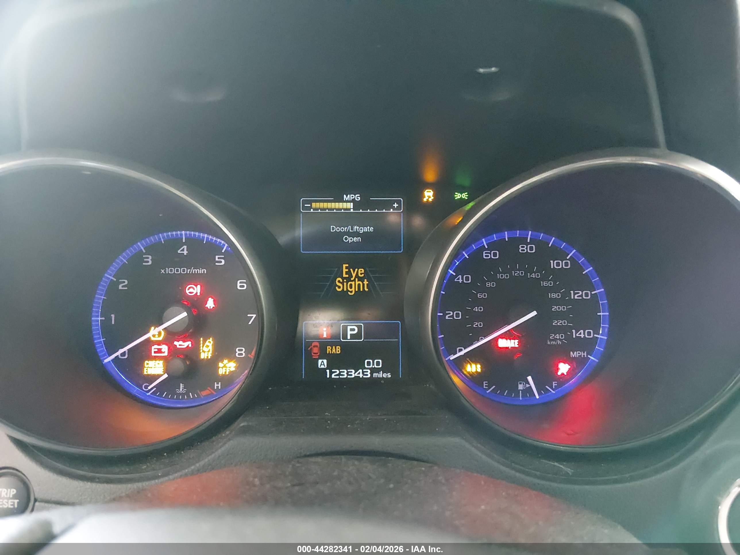 SUBARU OUTBACK image 7