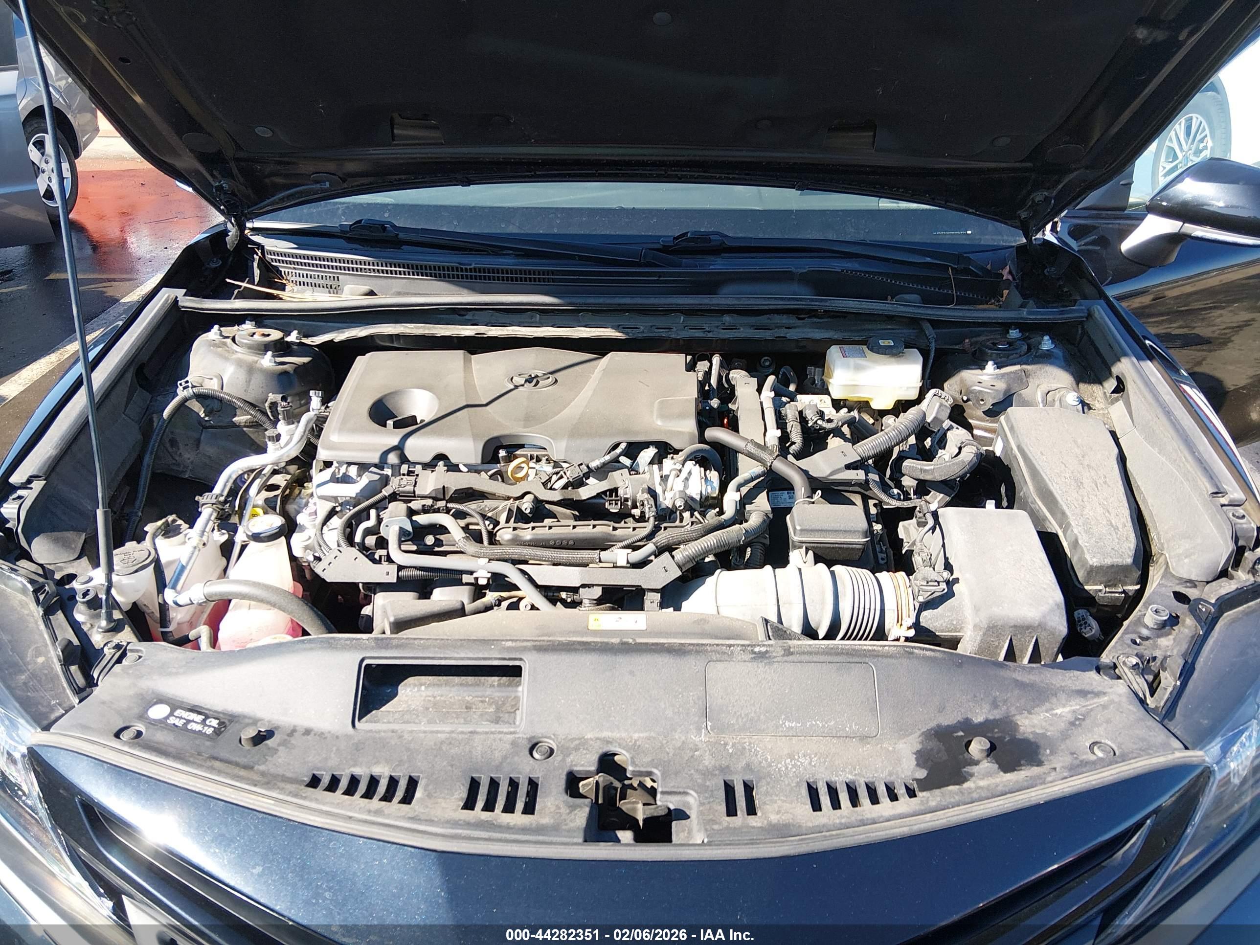 TOYOTA CAMRY image 10