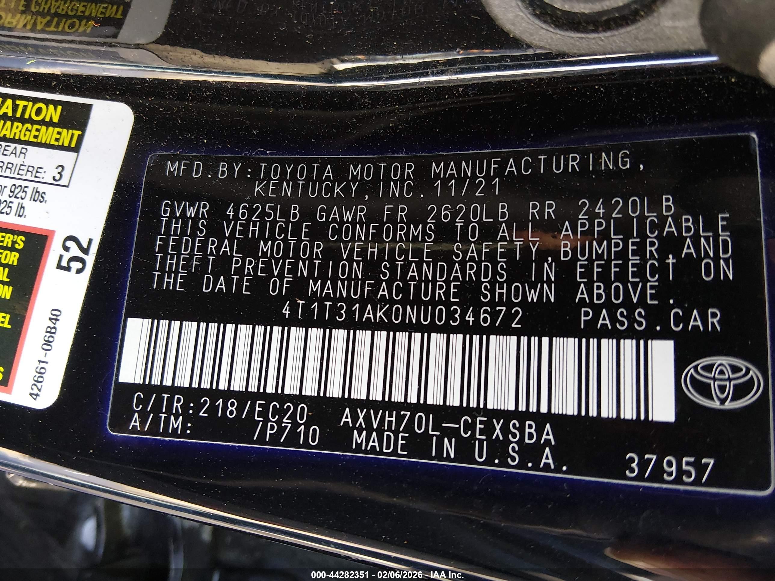 TOYOTA CAMRY image 9