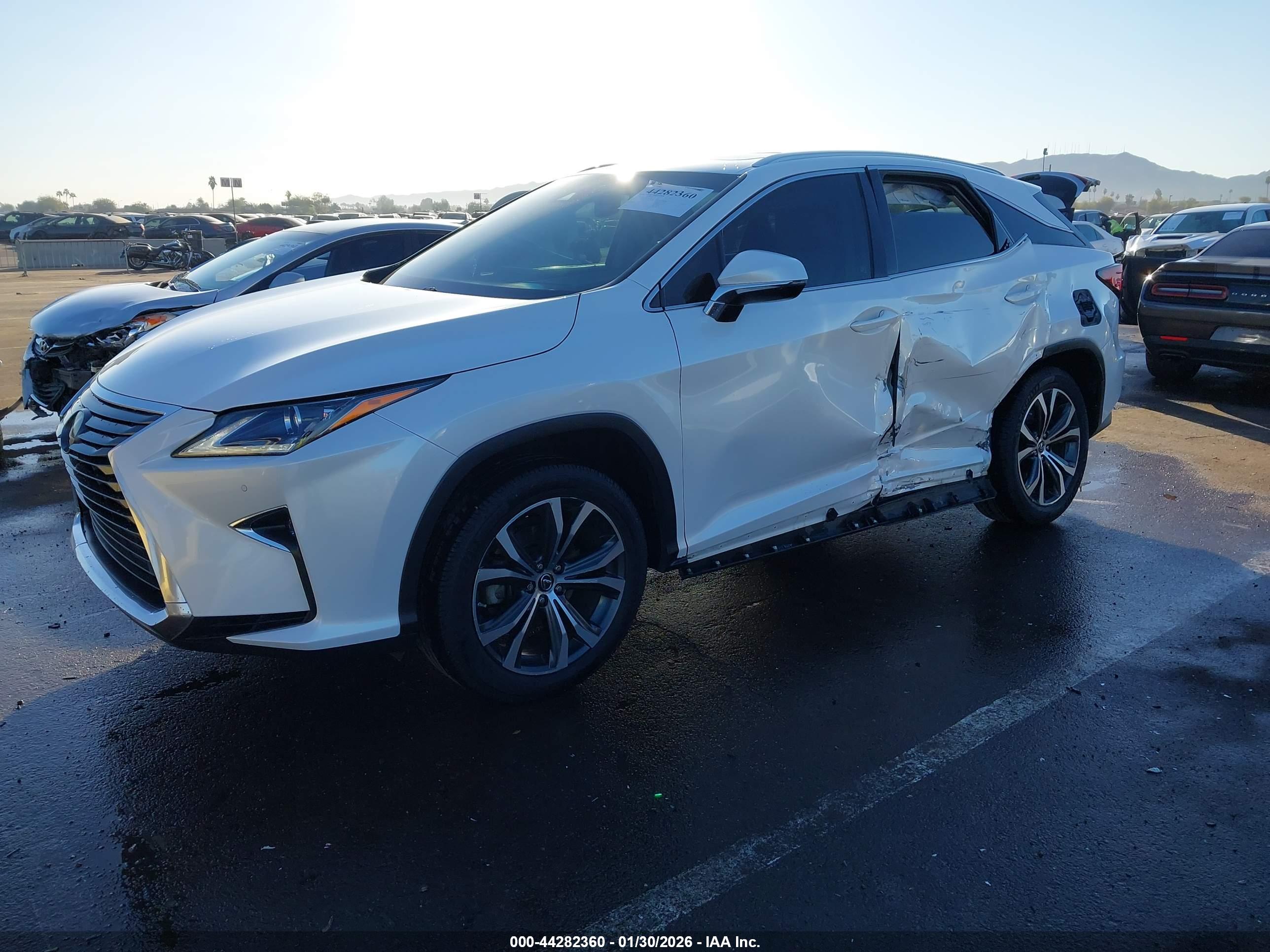 LEXUS RX image 6
