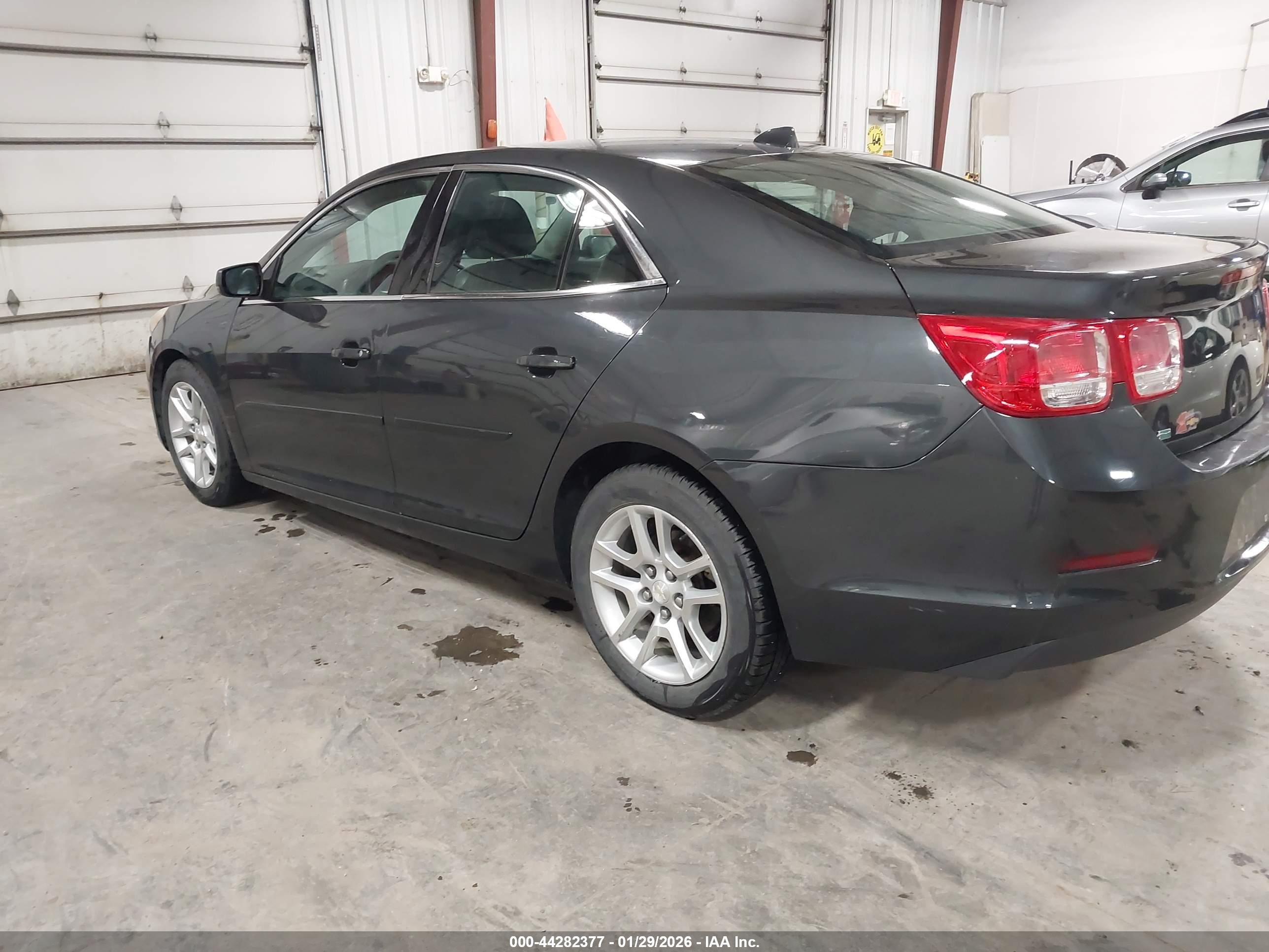 CHEVROLET MALIBU image 3