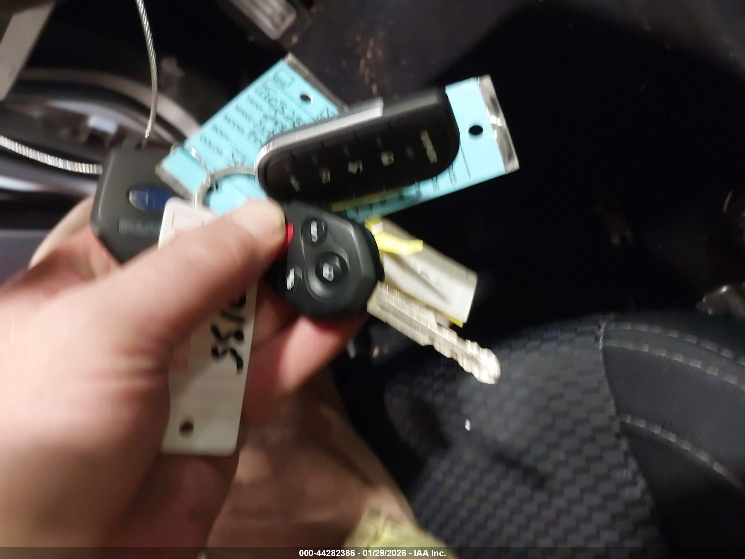 SUBARU FORESTER image 11