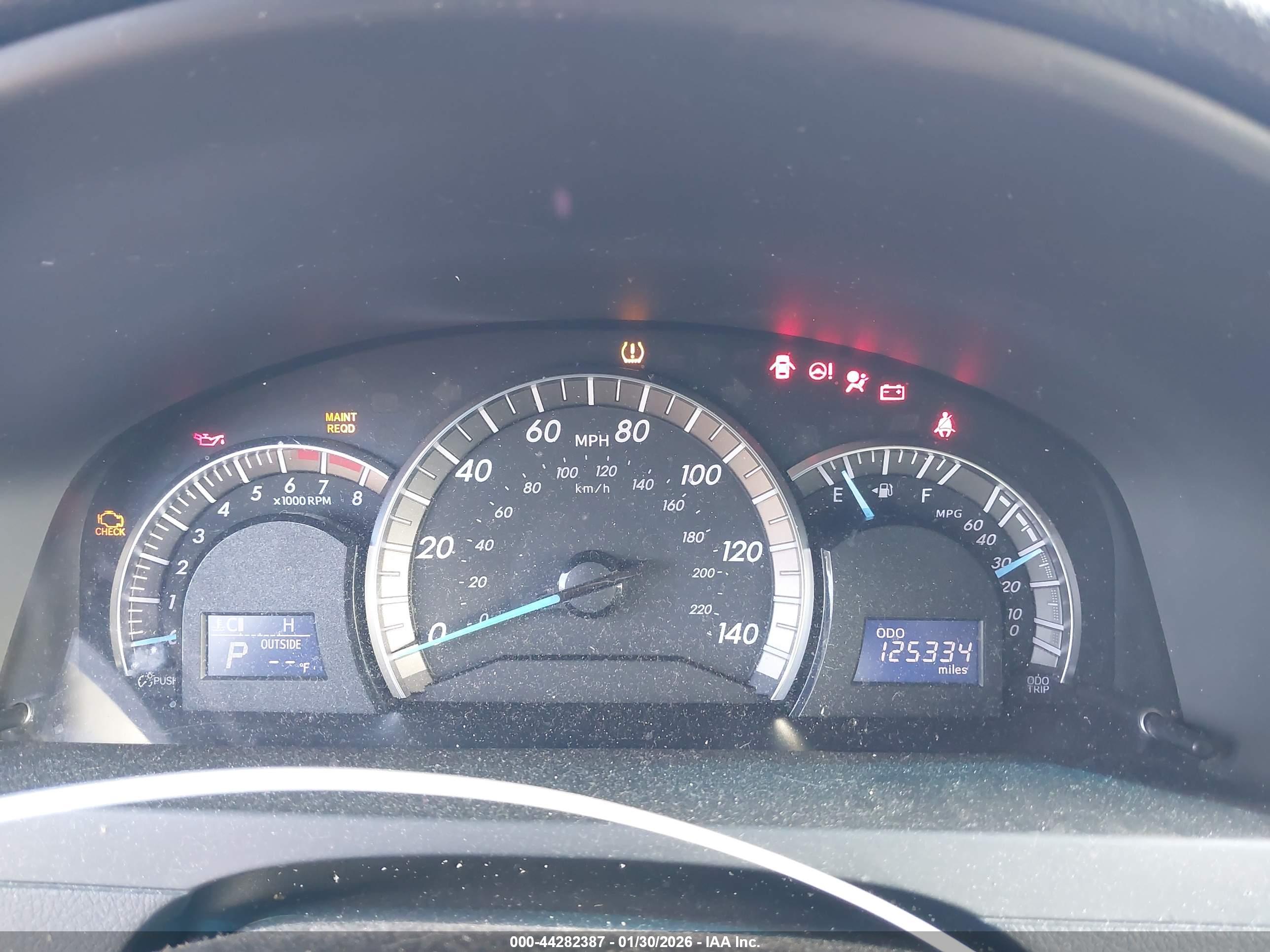 TOYOTA CAMRY image 7