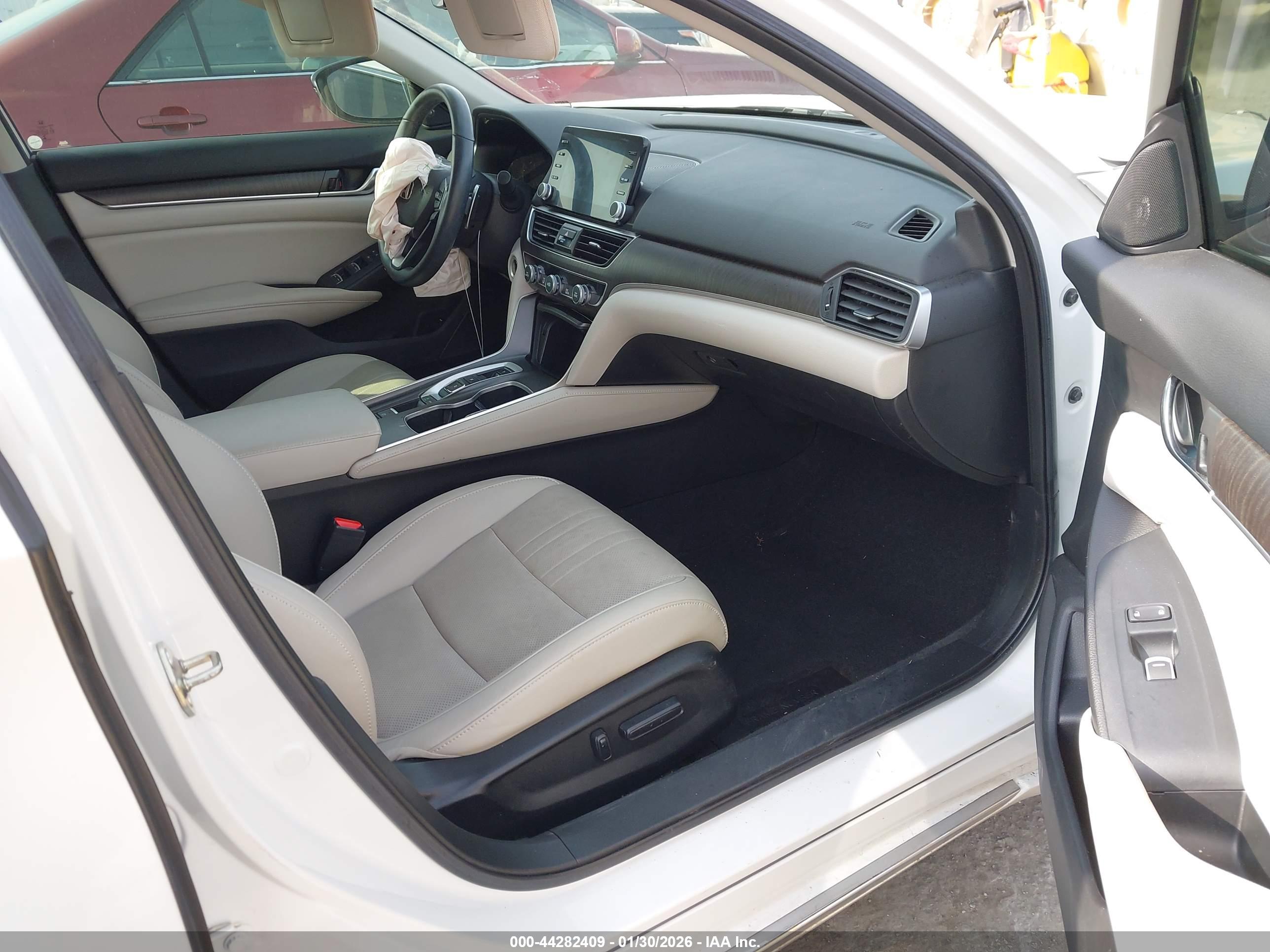 HONDA ACCORD image 5