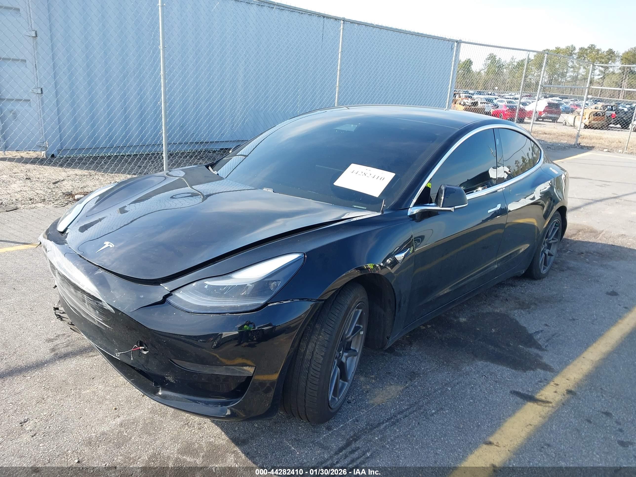 TESLA MODEL image 2