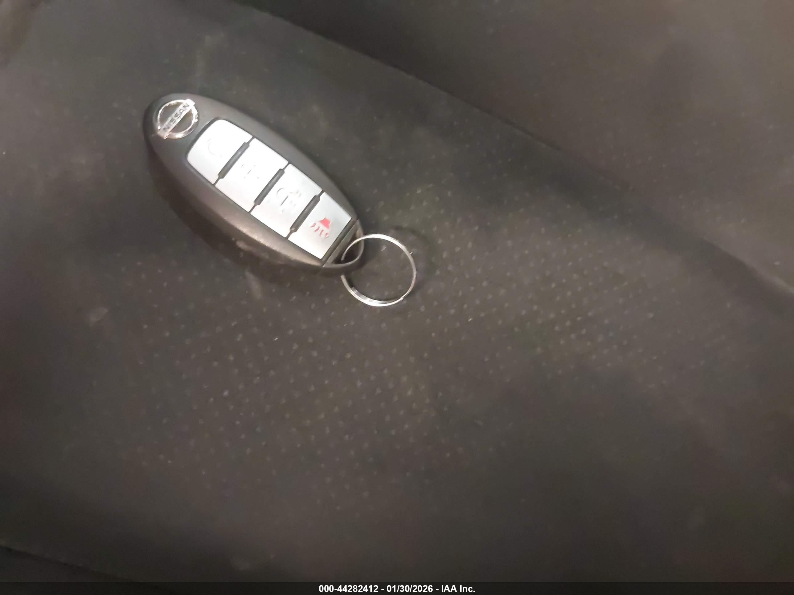 NISSAN MURANO image 11