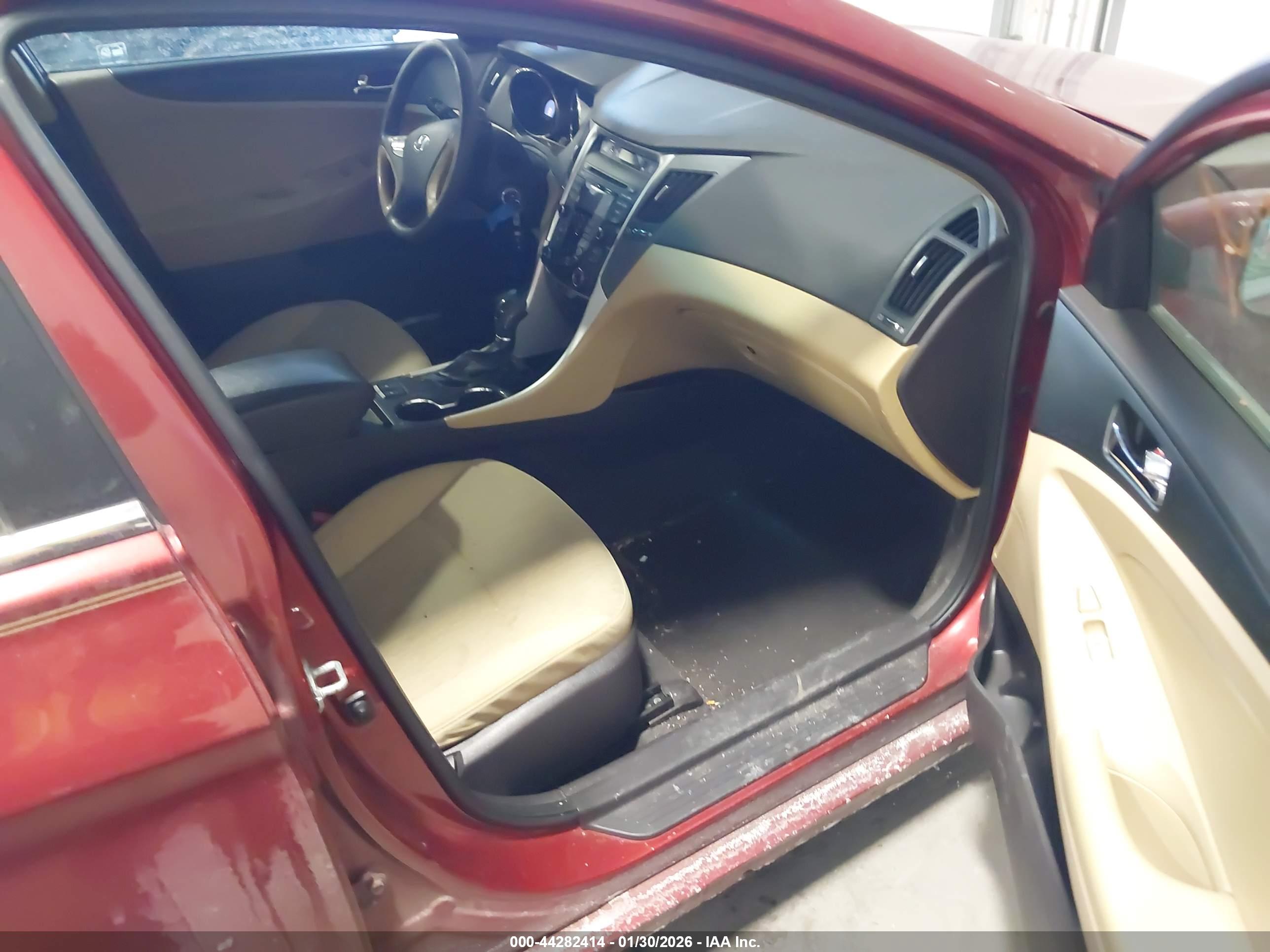 HYUNDAI SONATA image 5