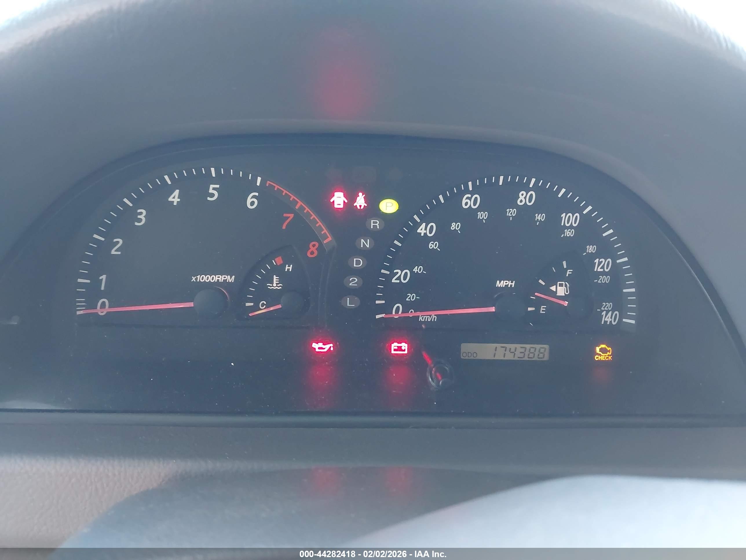 TOYOTA CAMRY image 7