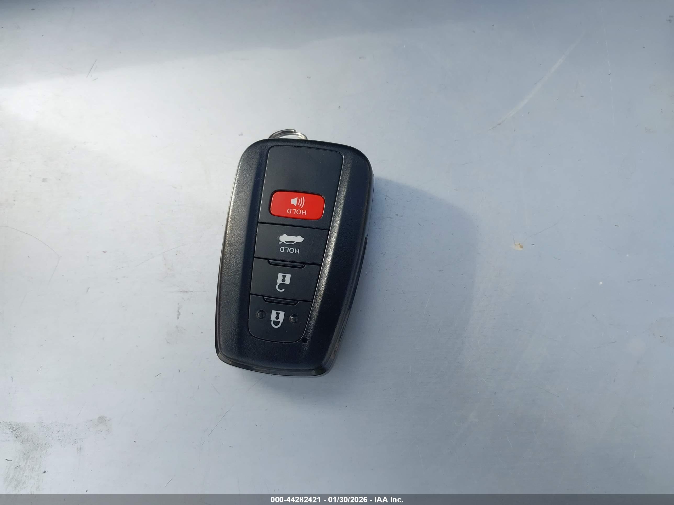 TOYOTA CAMRY image 11