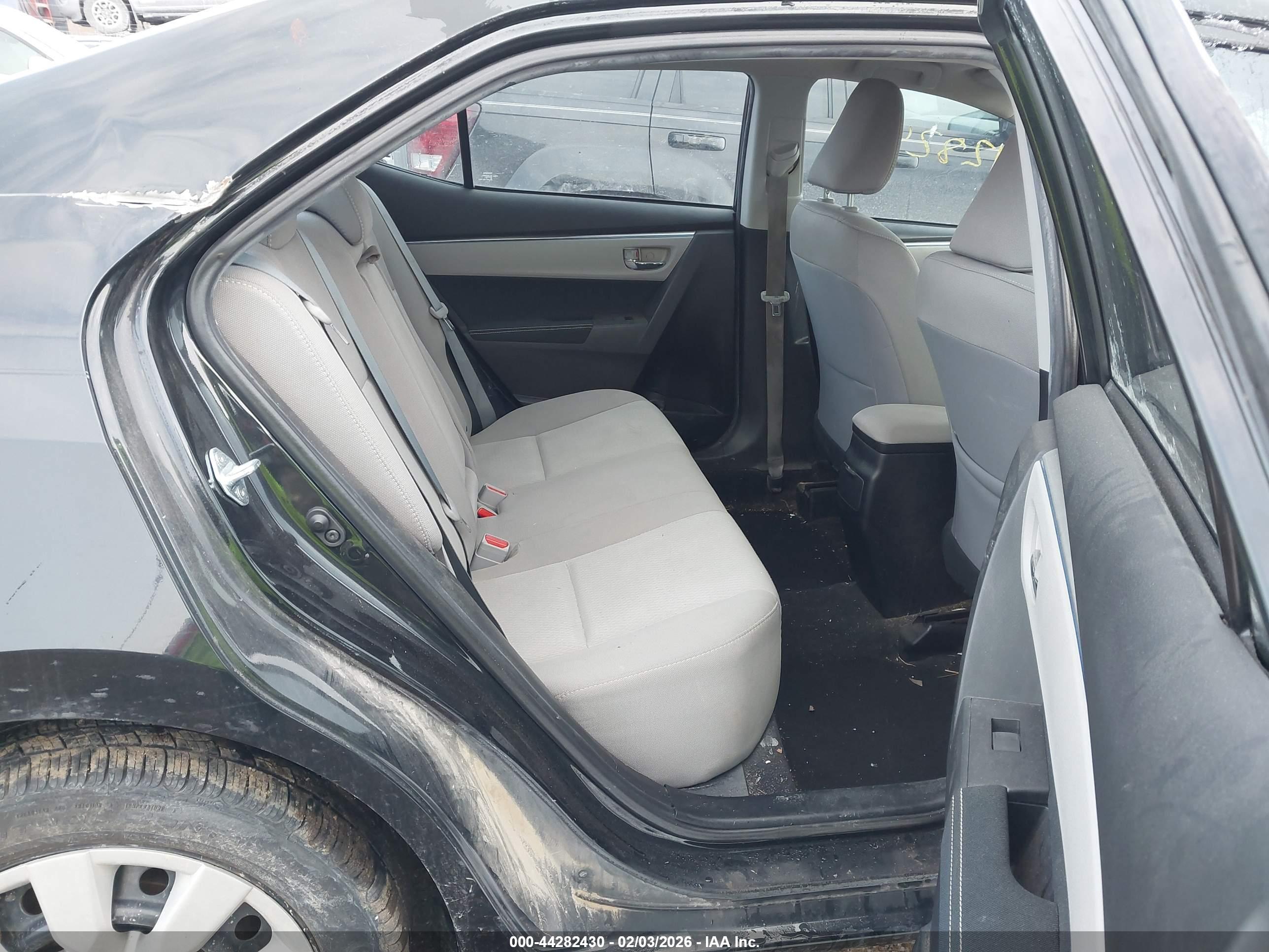 TOYOTA COROLLA image 8