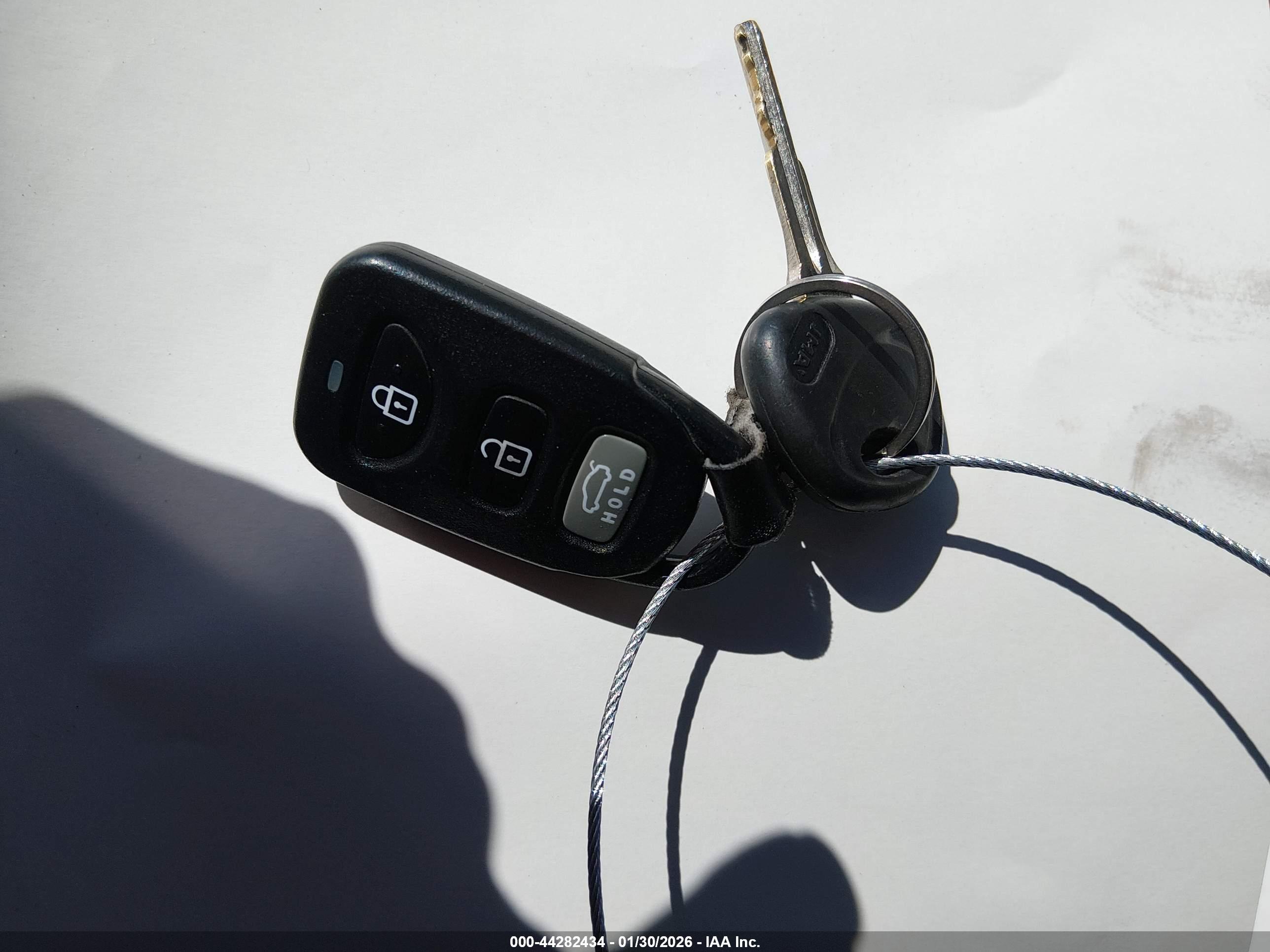 HYUNDAI ELANTRA image 11