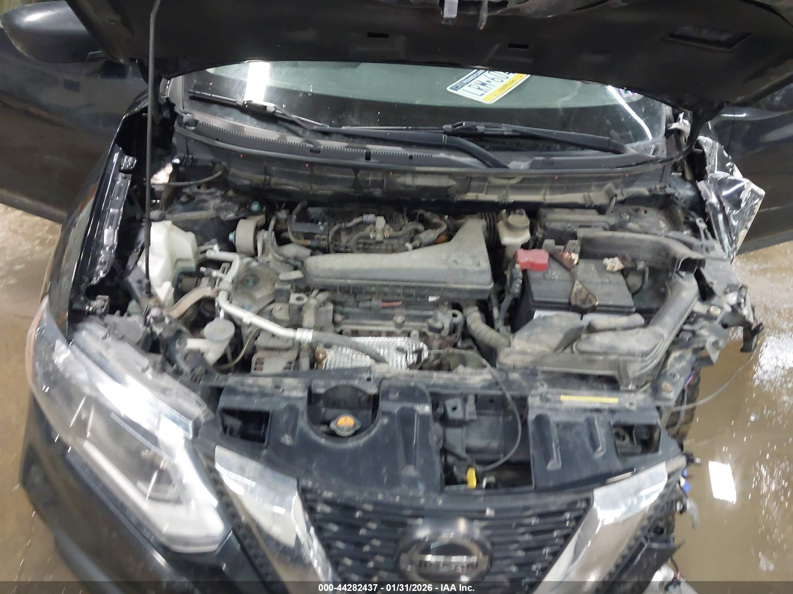 NISSAN ROGUE image 10