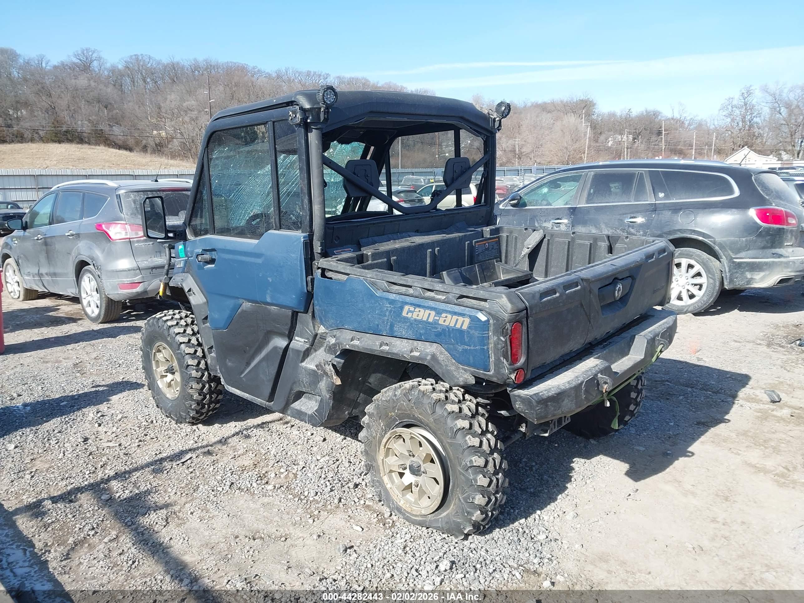 CAN-AM DEFENDER image 3
