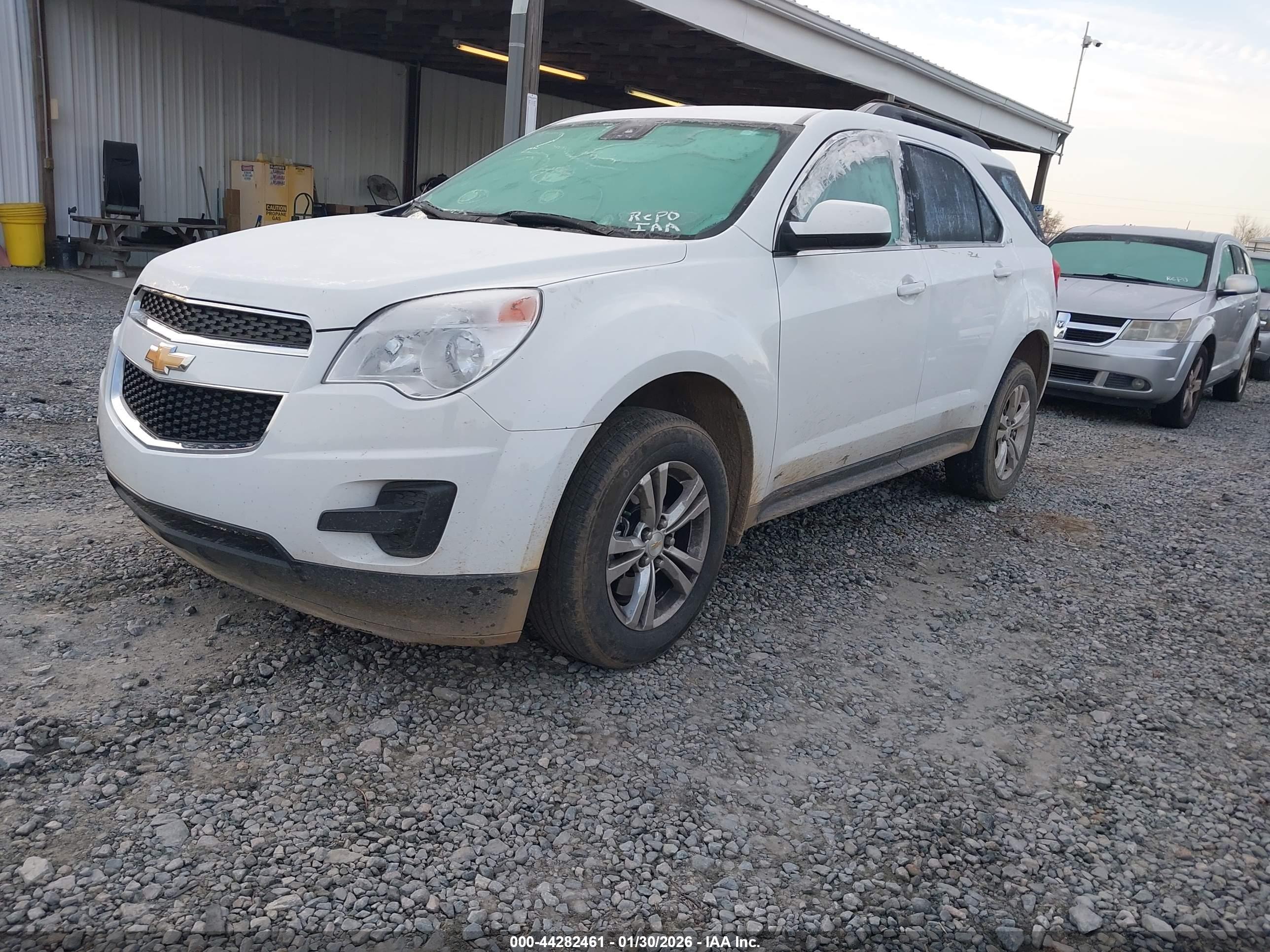 CHEVROLET EQUINOX image 2