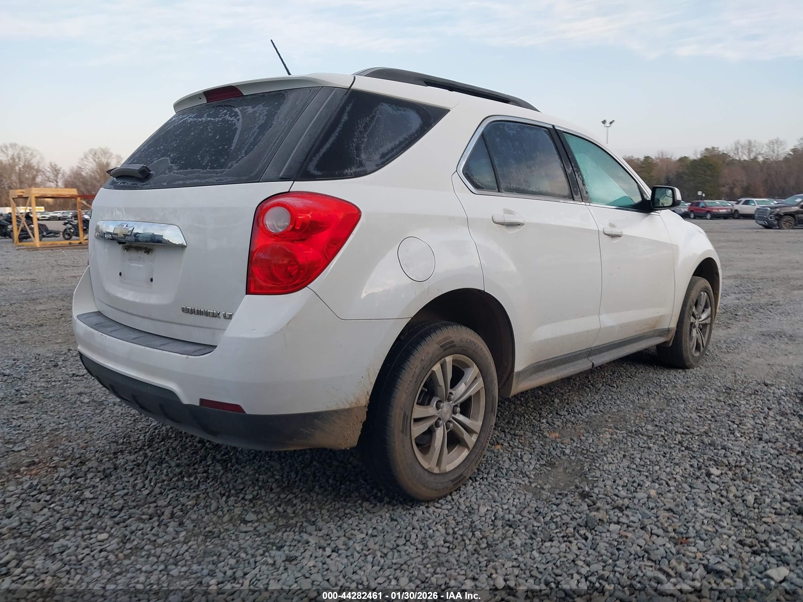 CHEVROLET EQUINOX image 4
