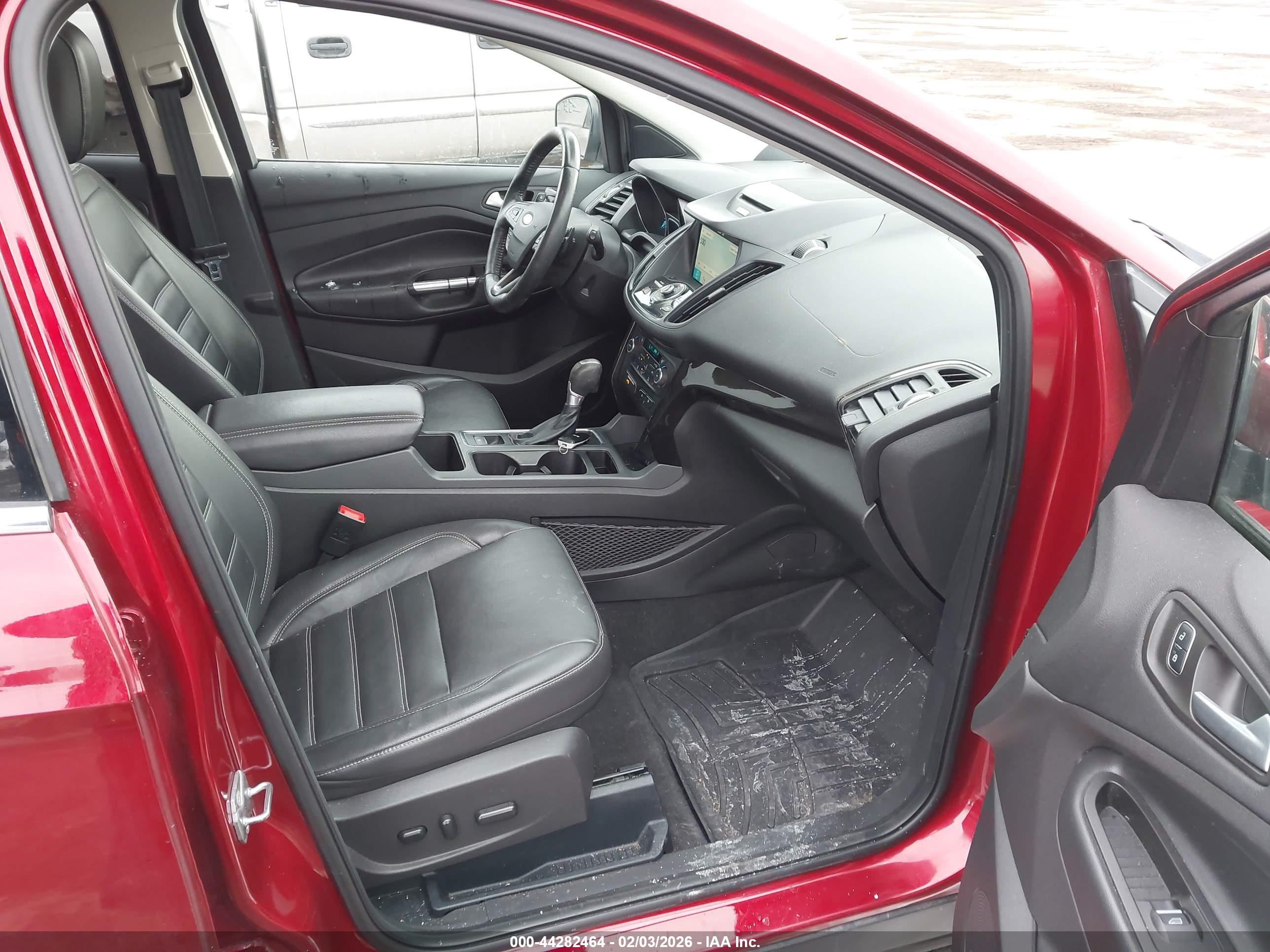 FORD ESCAPE image 5