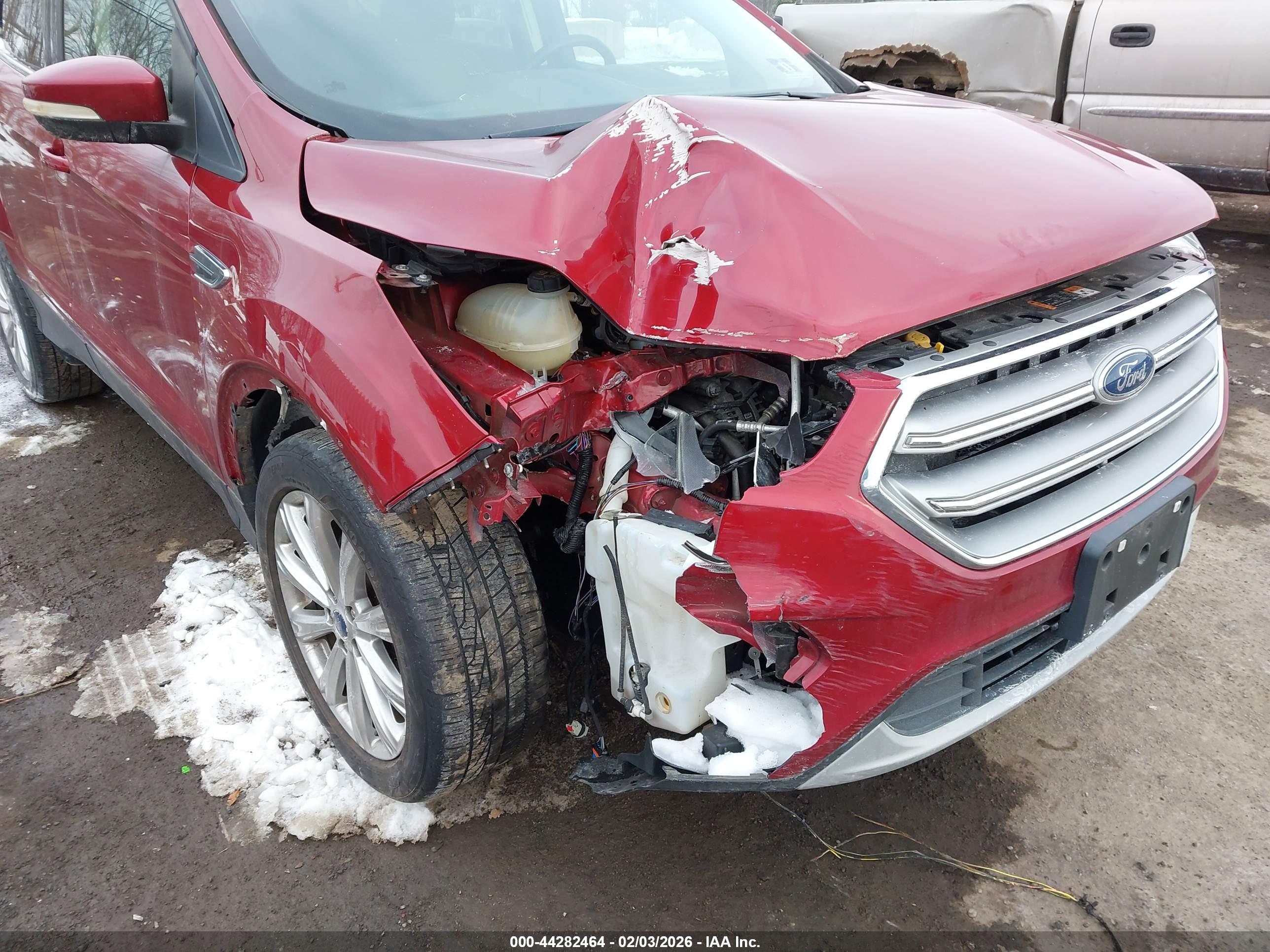 FORD ESCAPE image 6