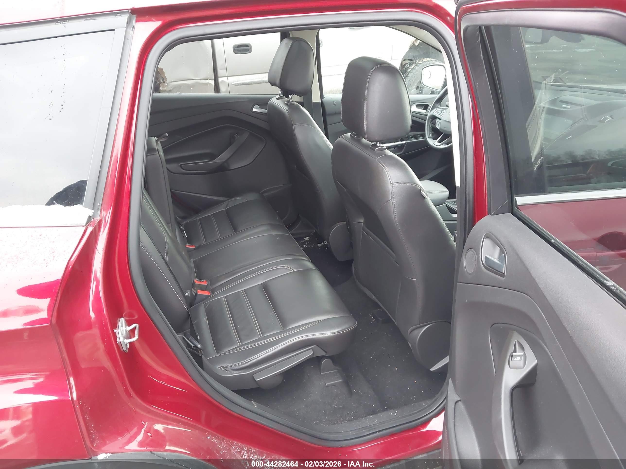 FORD ESCAPE image 8