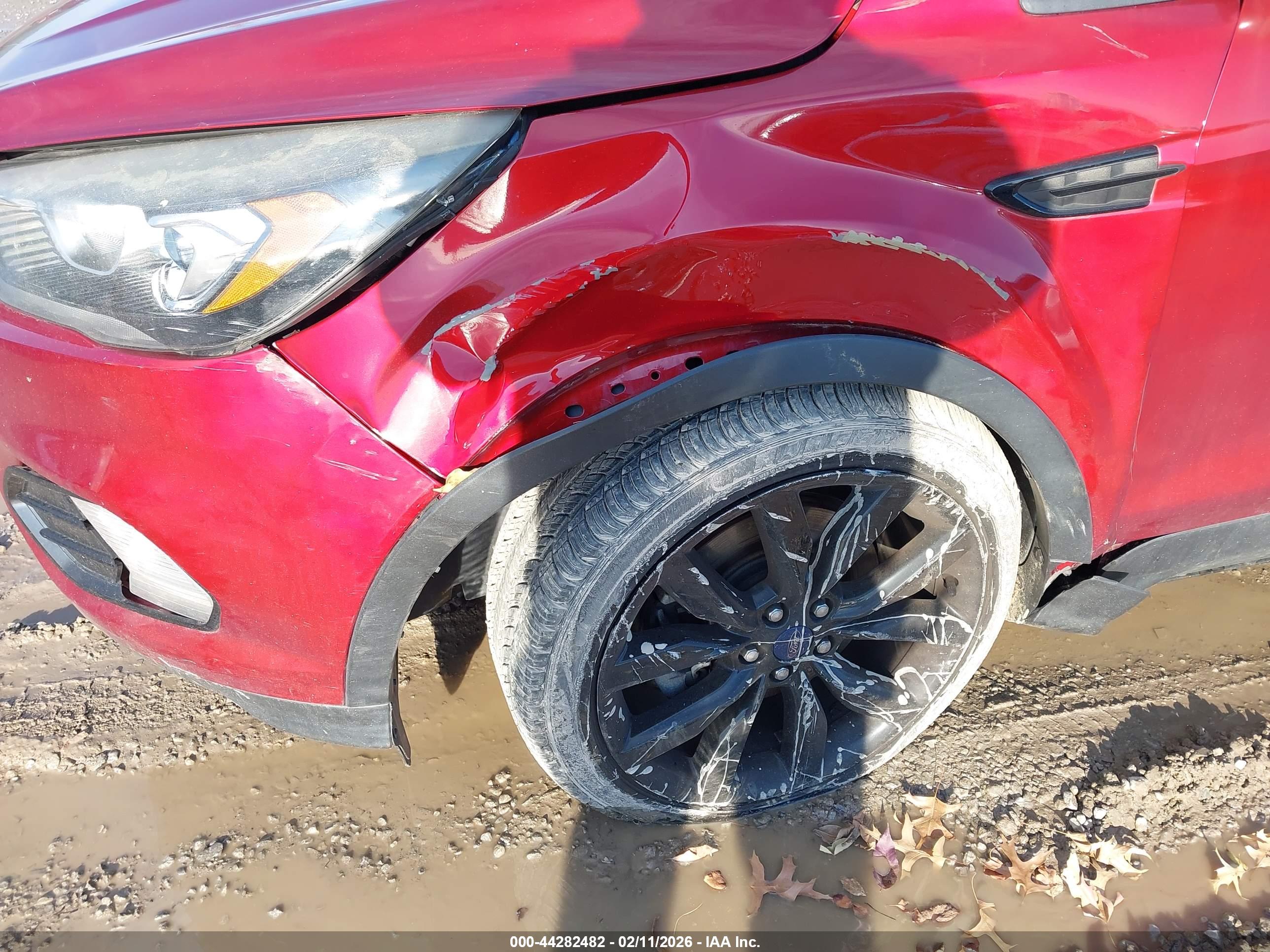 FORD ESCAPE image 6