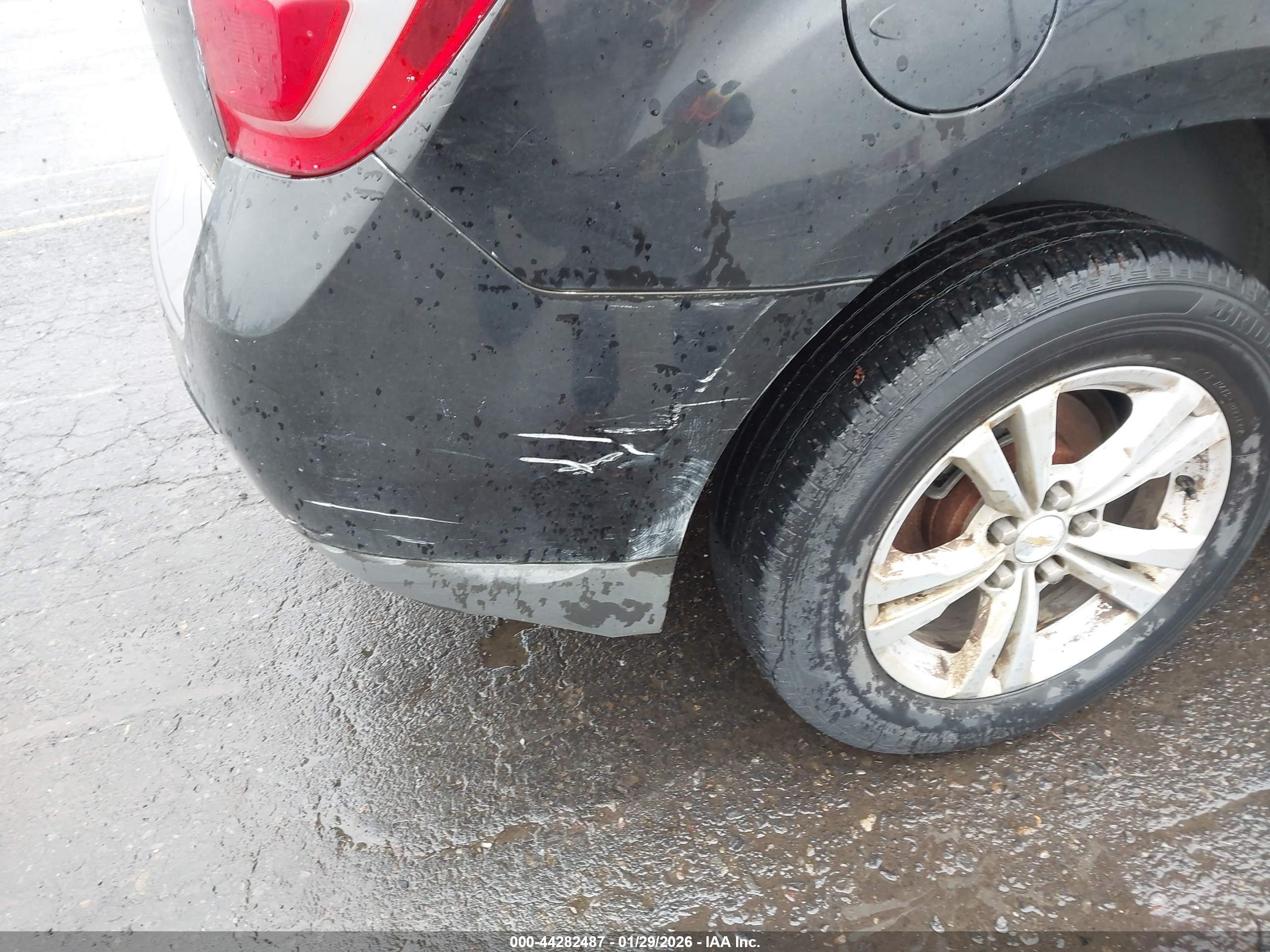 CHEVROLET EQUINOX image 6