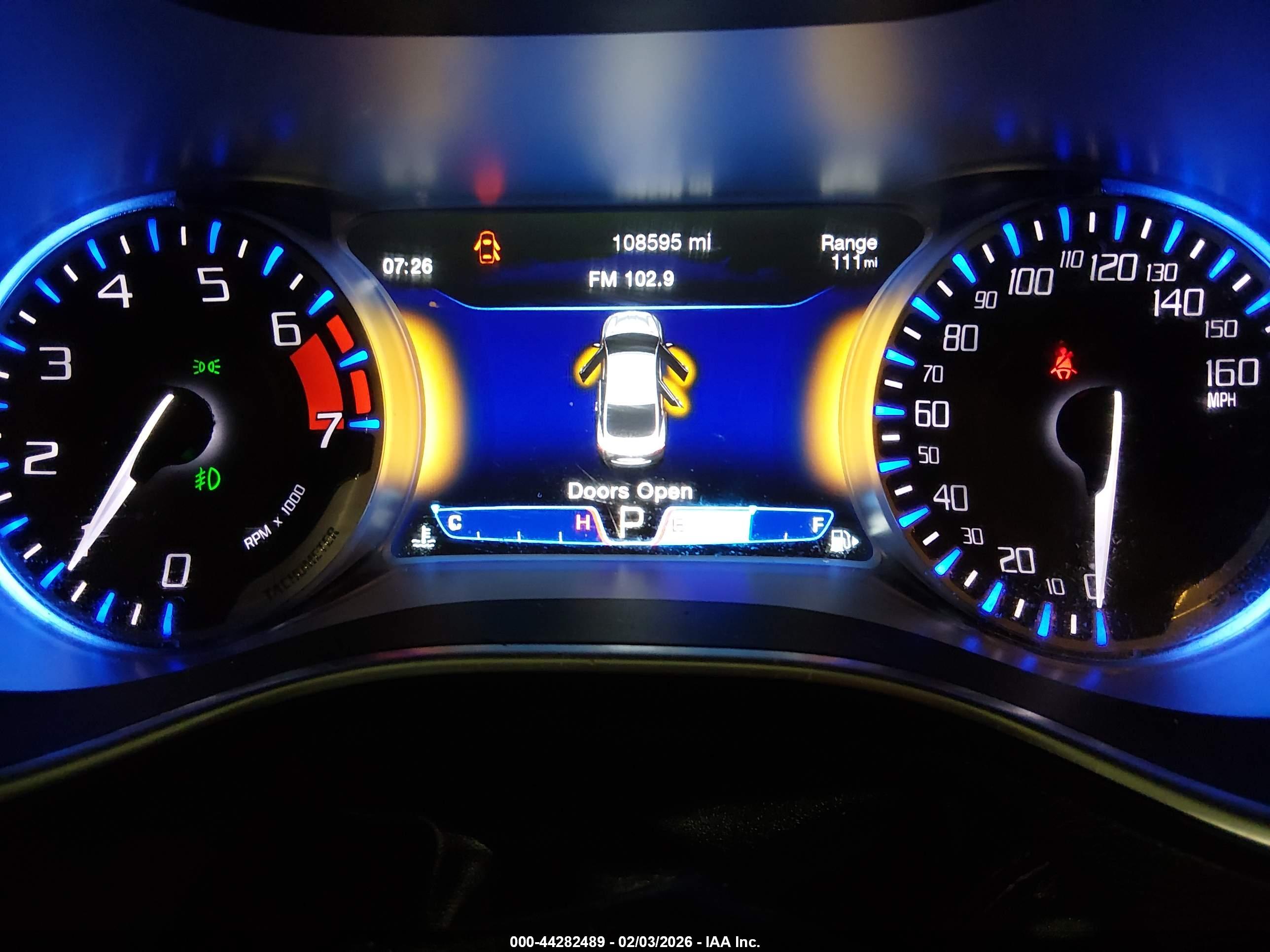 CHRYSLER 200 image 7