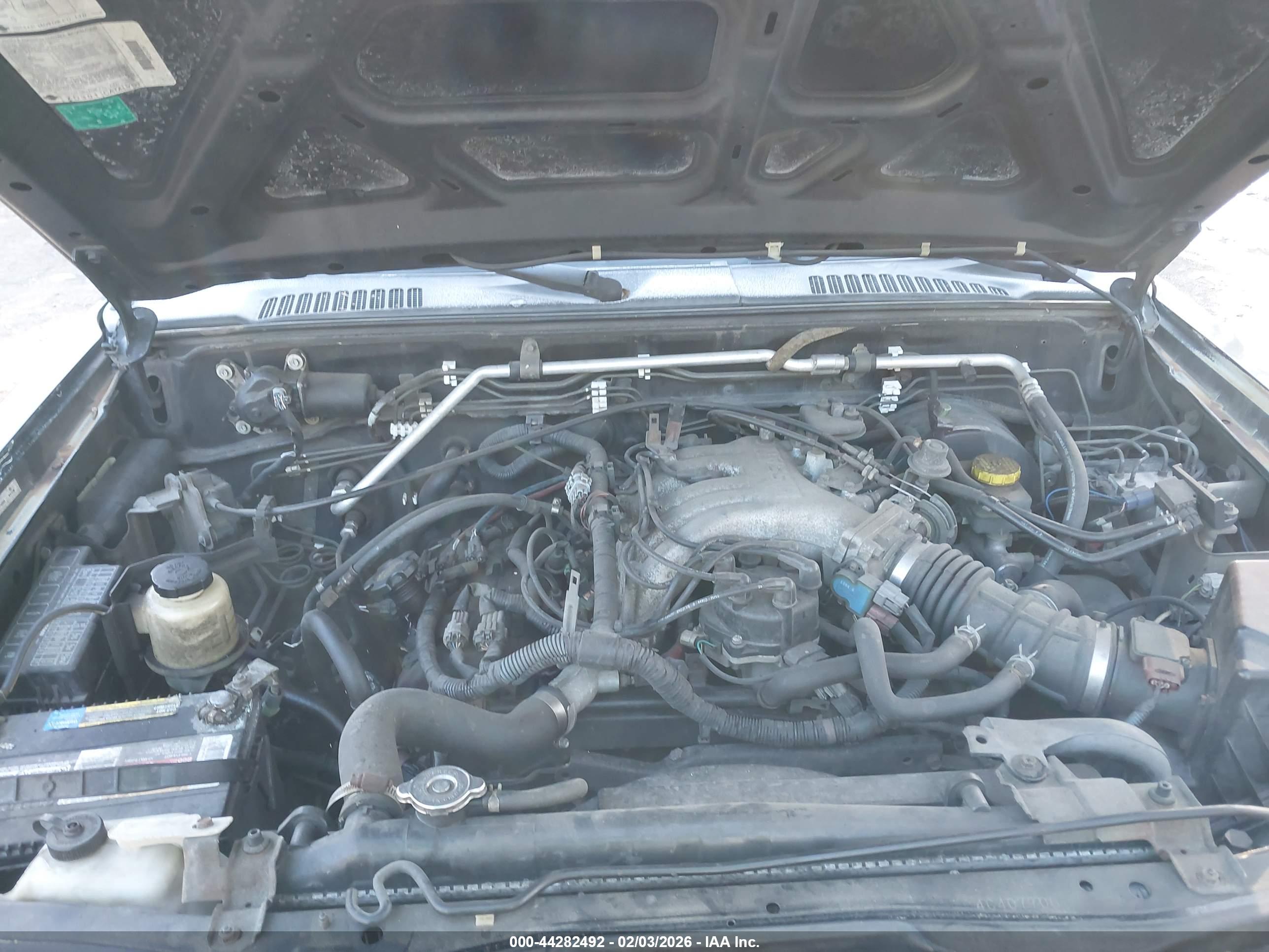 NISSAN FRONTIER image 10