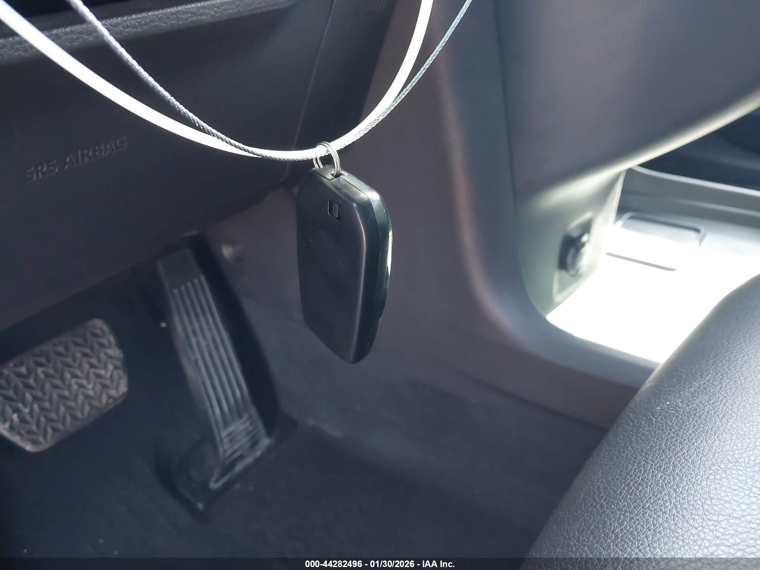TOYOTA SIENNA image 11