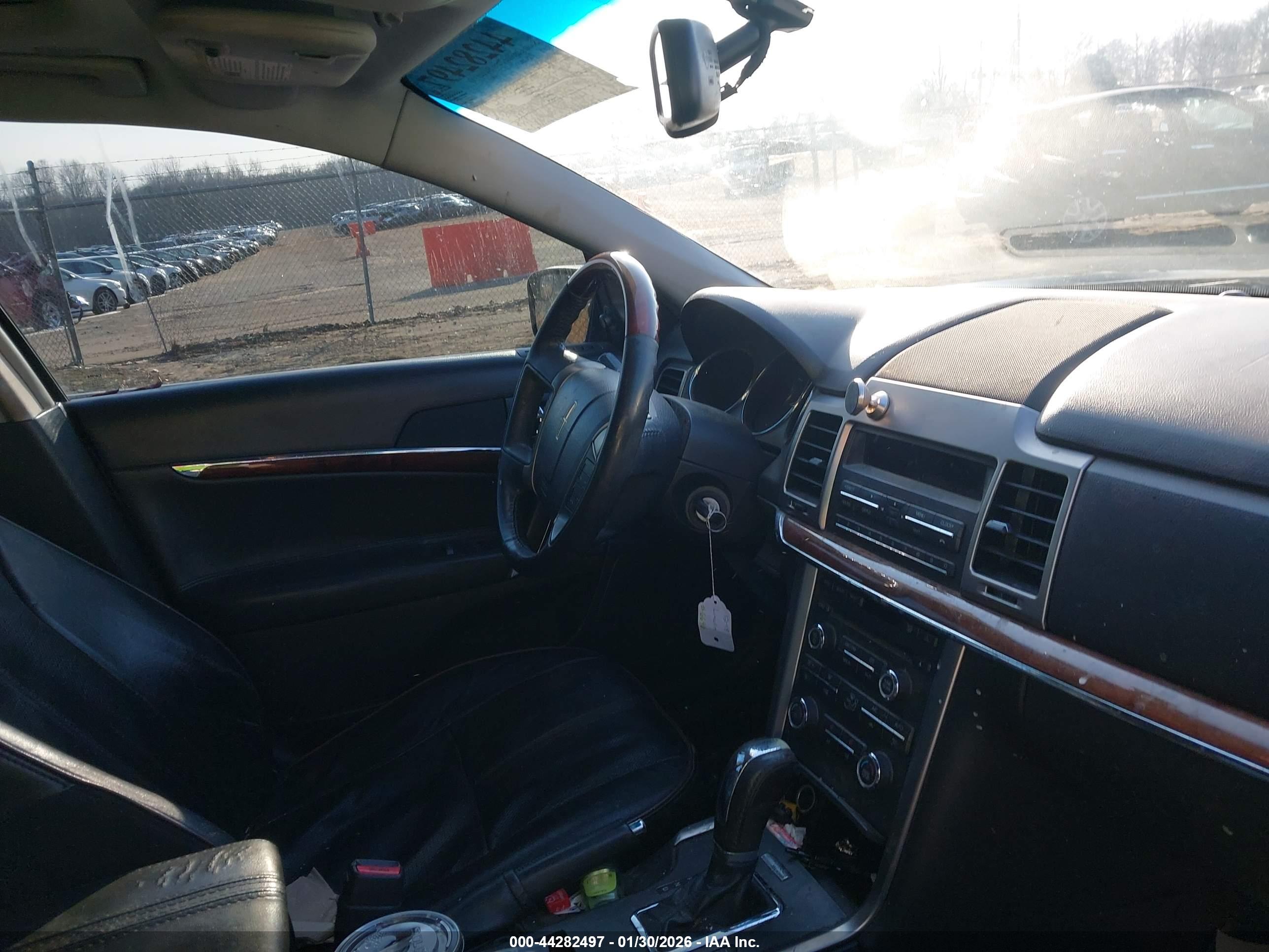 LINCOLN MKZ image 5