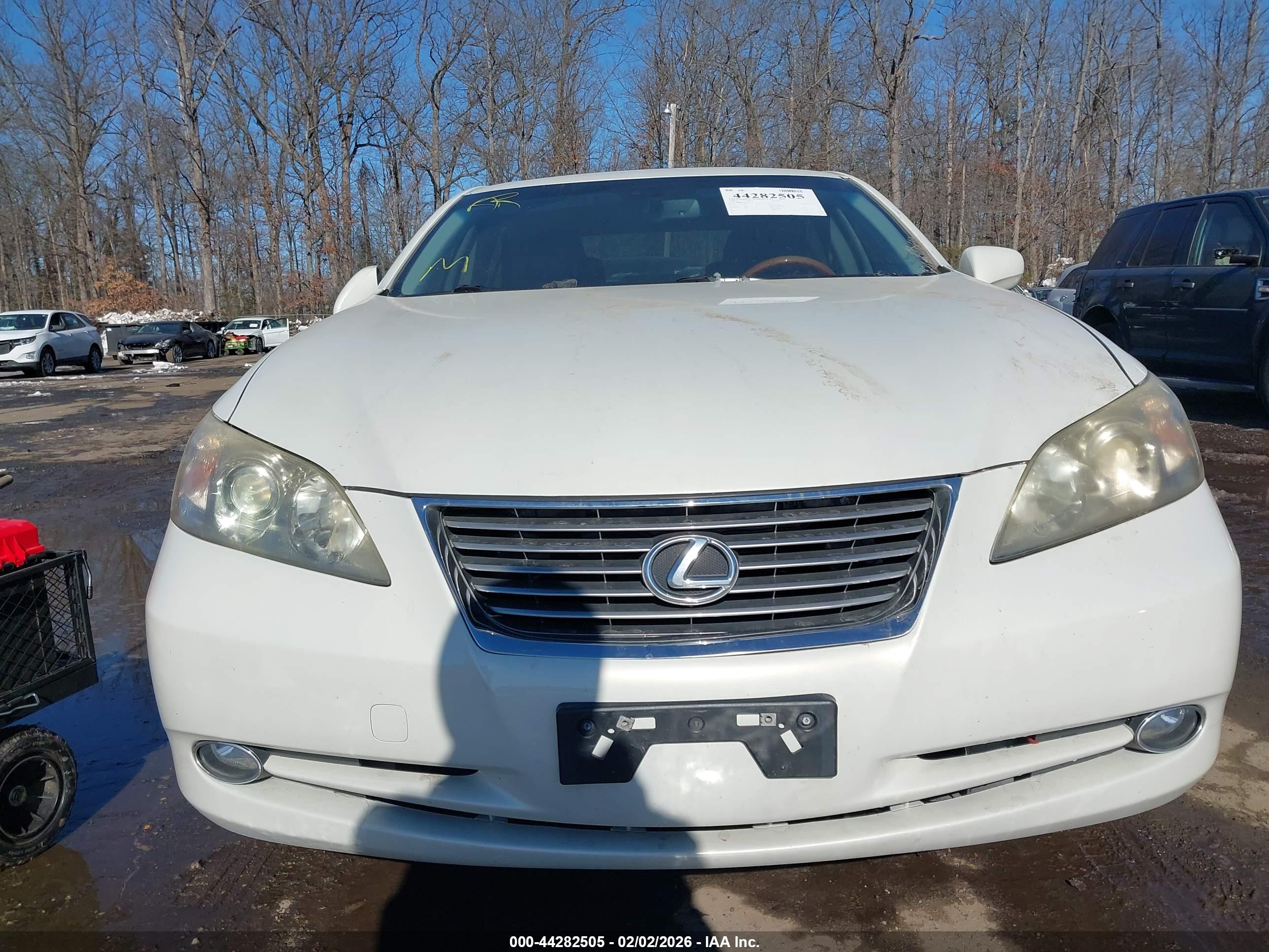 LEXUS ES image 6