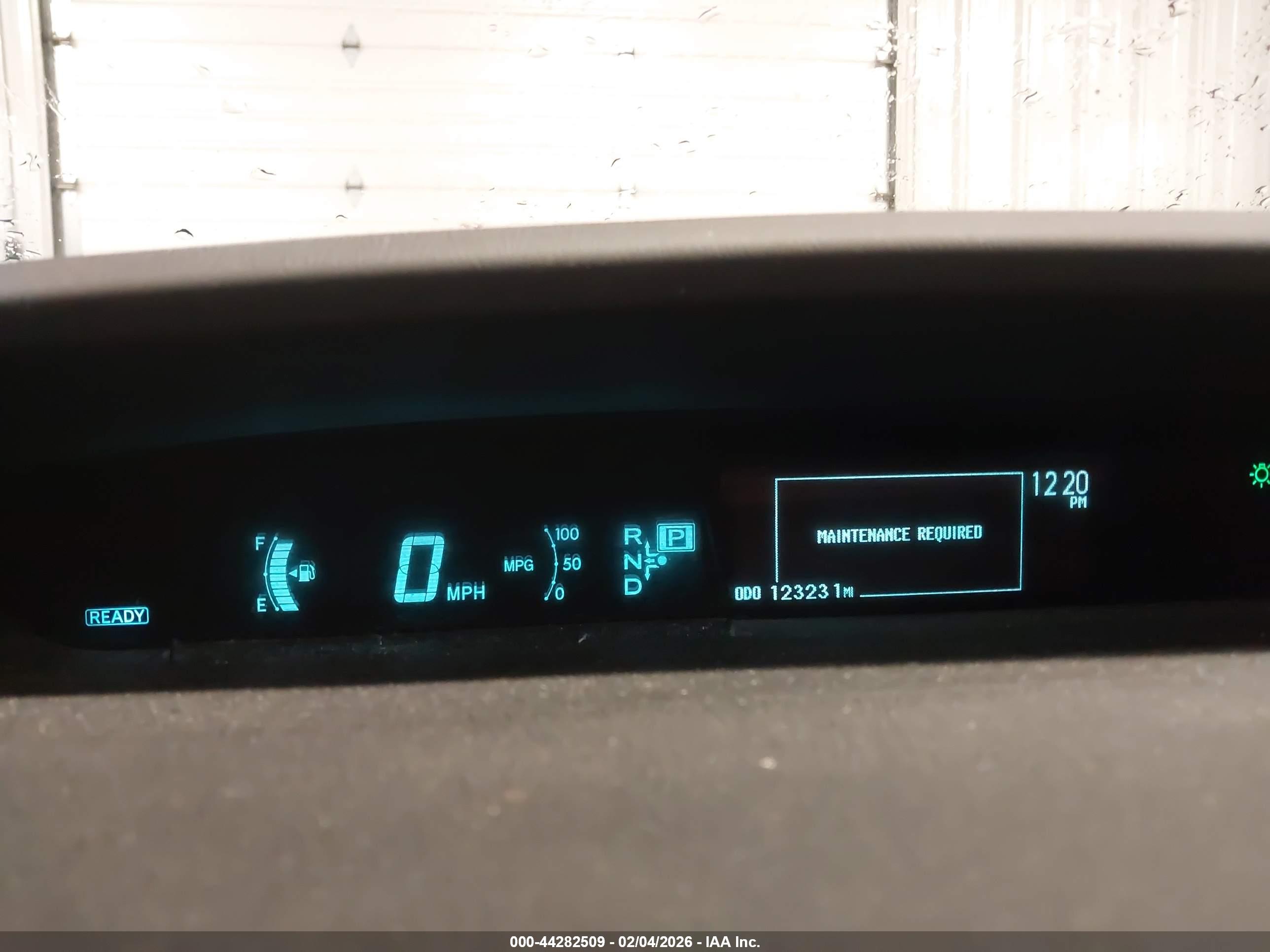 TOYOTA PRIUS image 7