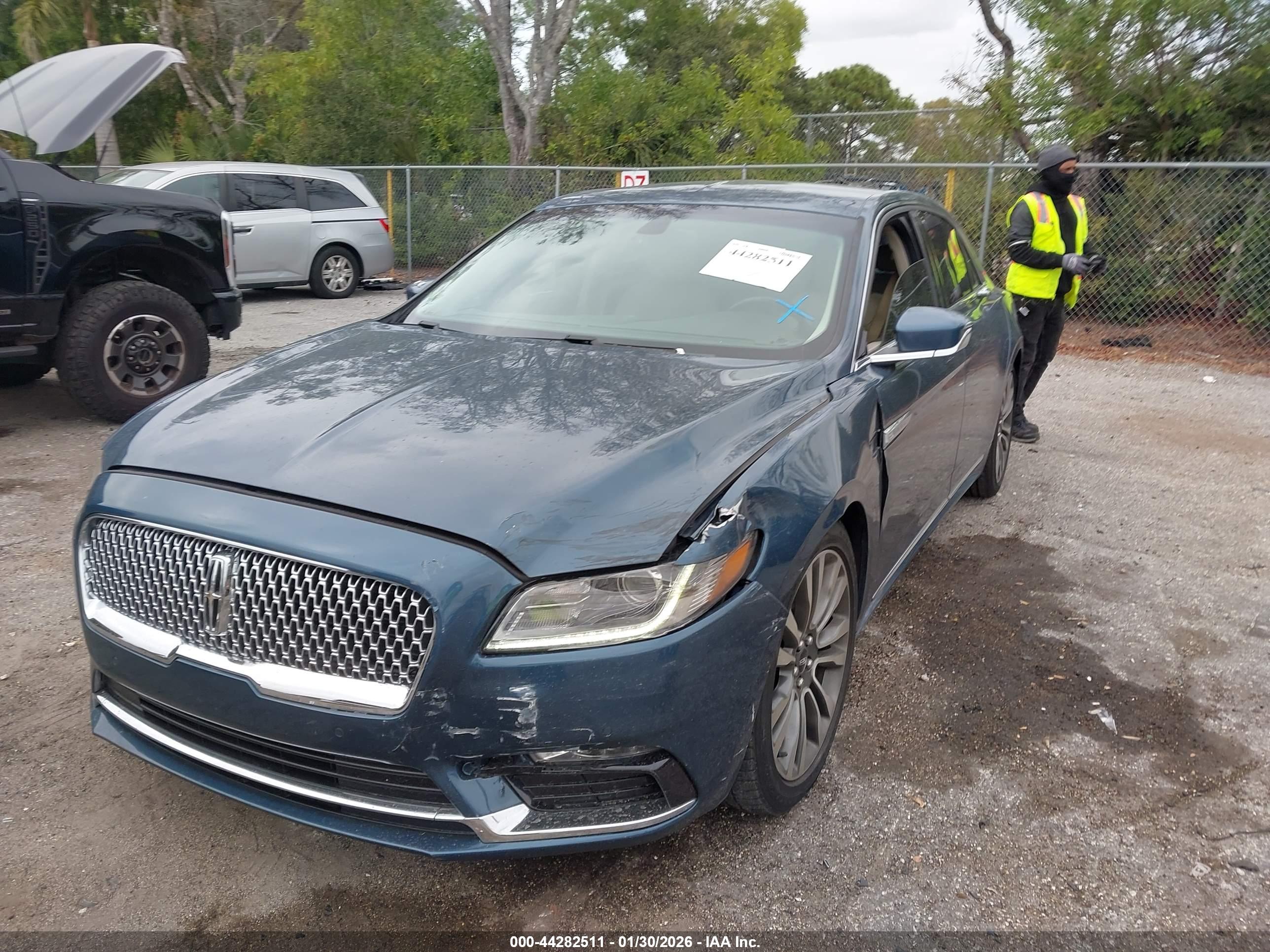 LINCOLN CONTINENTAL image 6