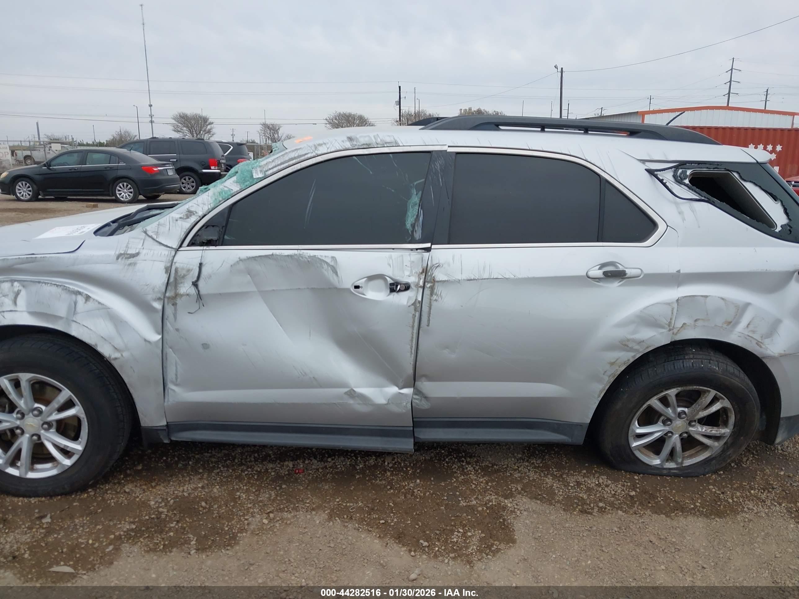 CHEVROLET EQUINOX image 6
