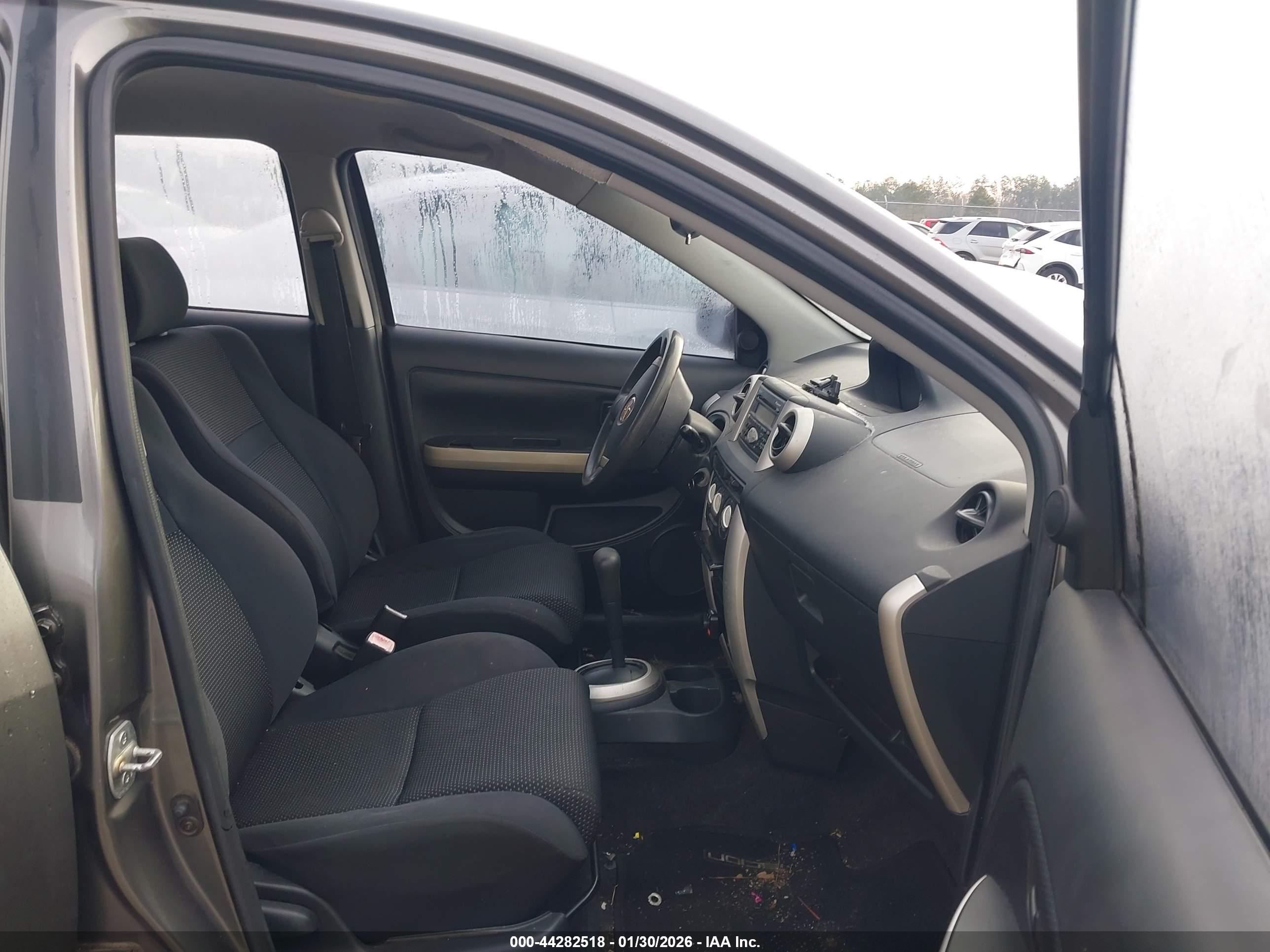 SCION XA image 5