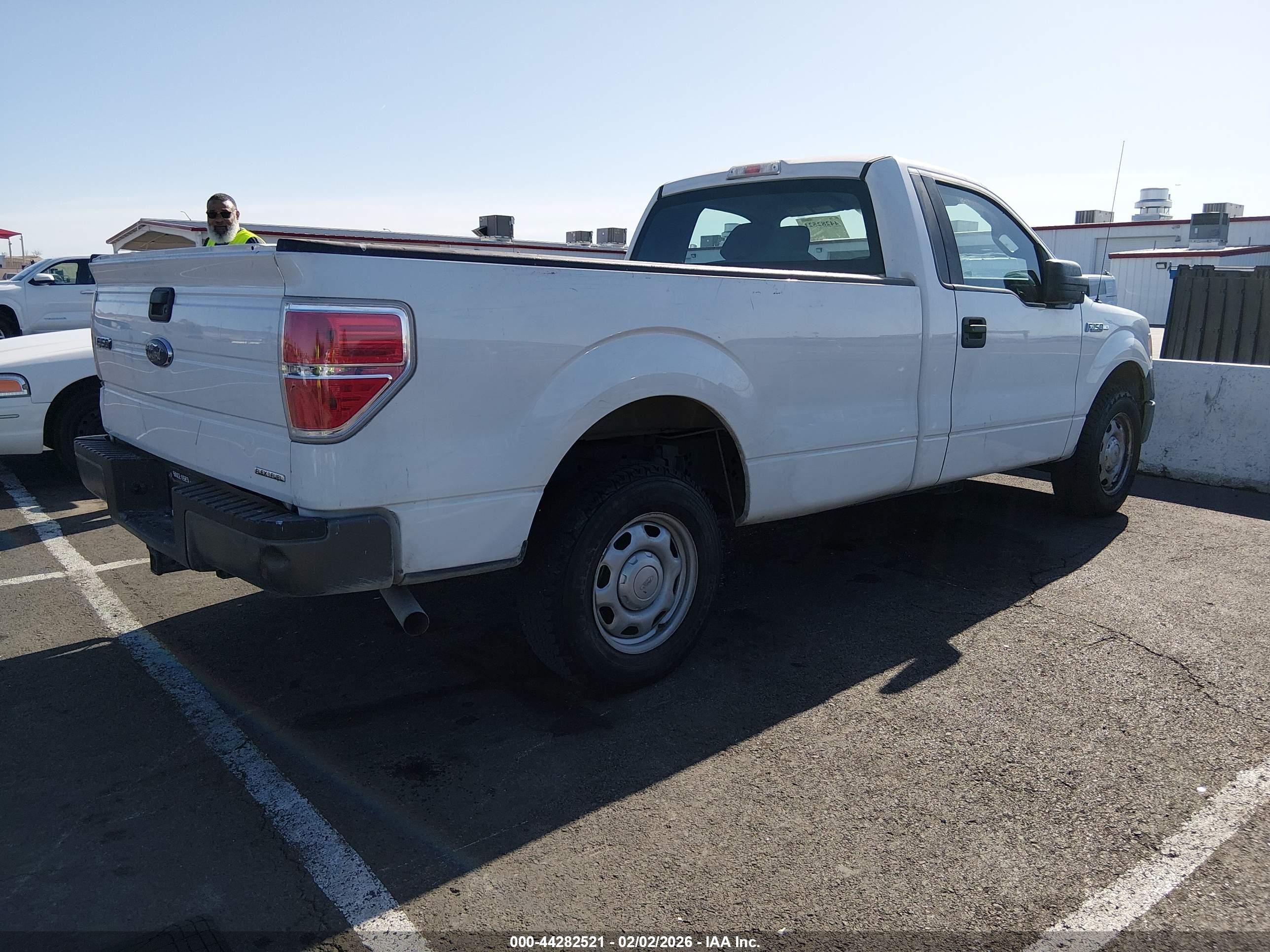 FORD F-150 image 4
