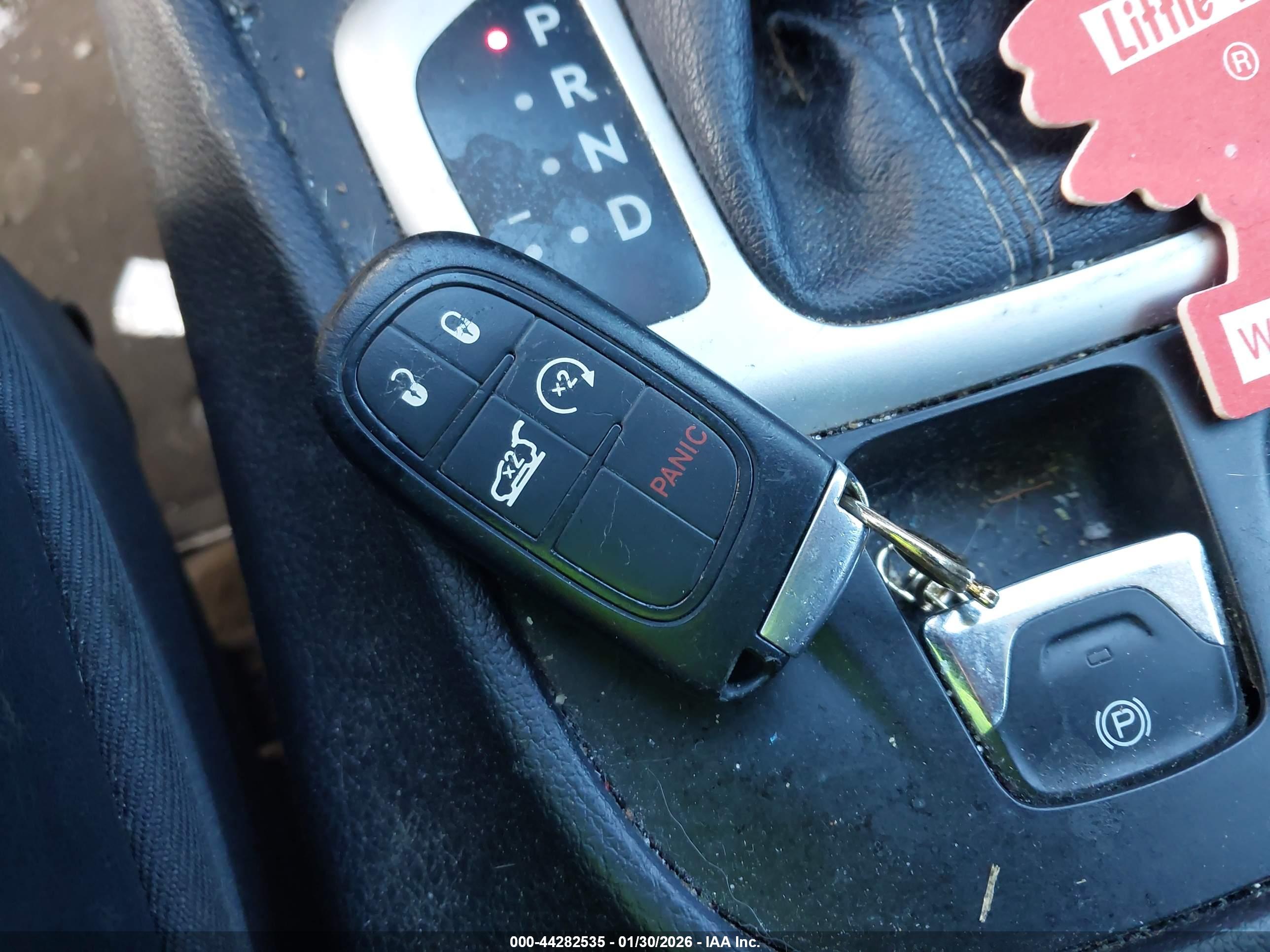 JEEP CHEROKEE image 11