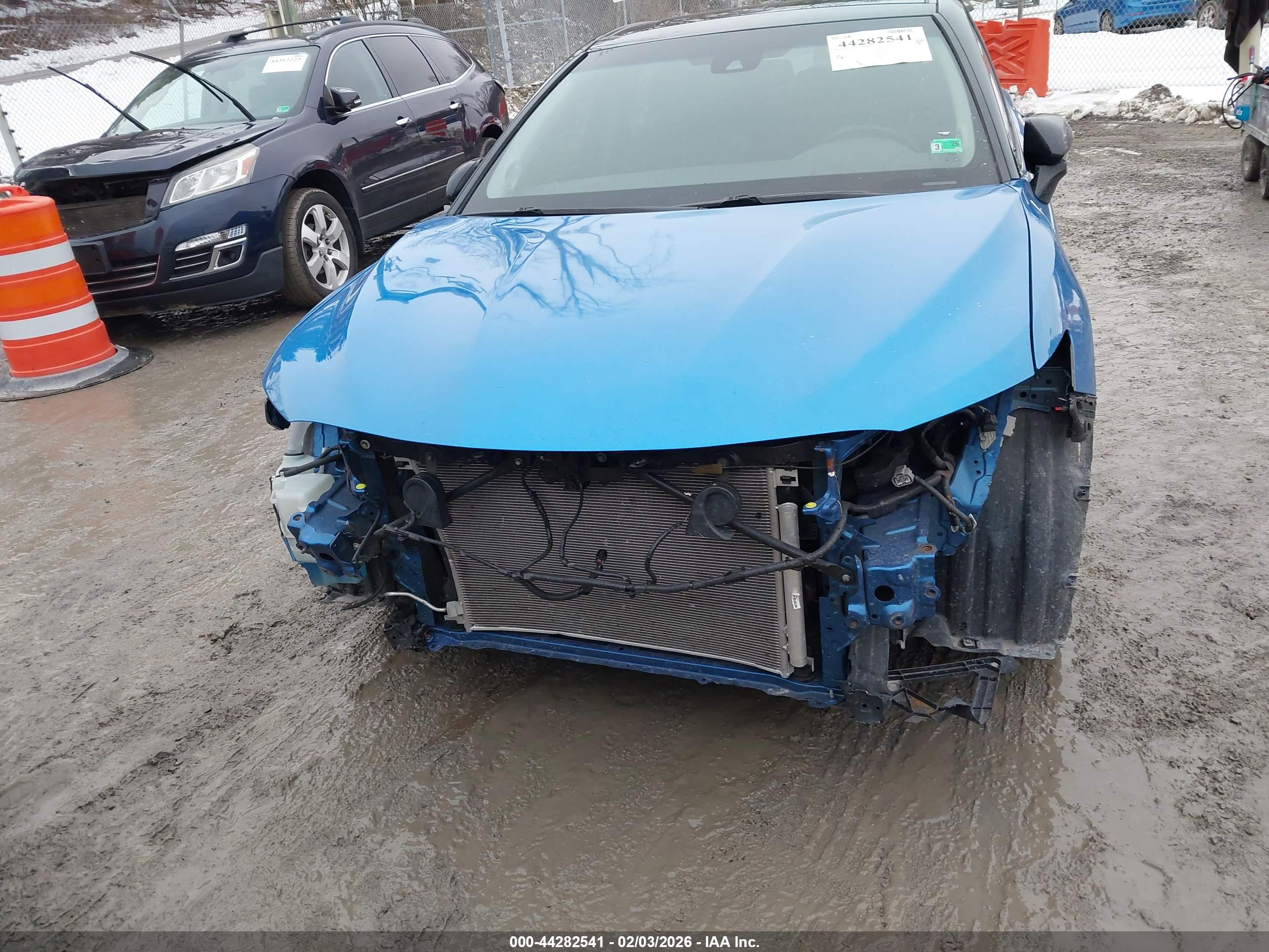TOYOTA CAMRY image 6