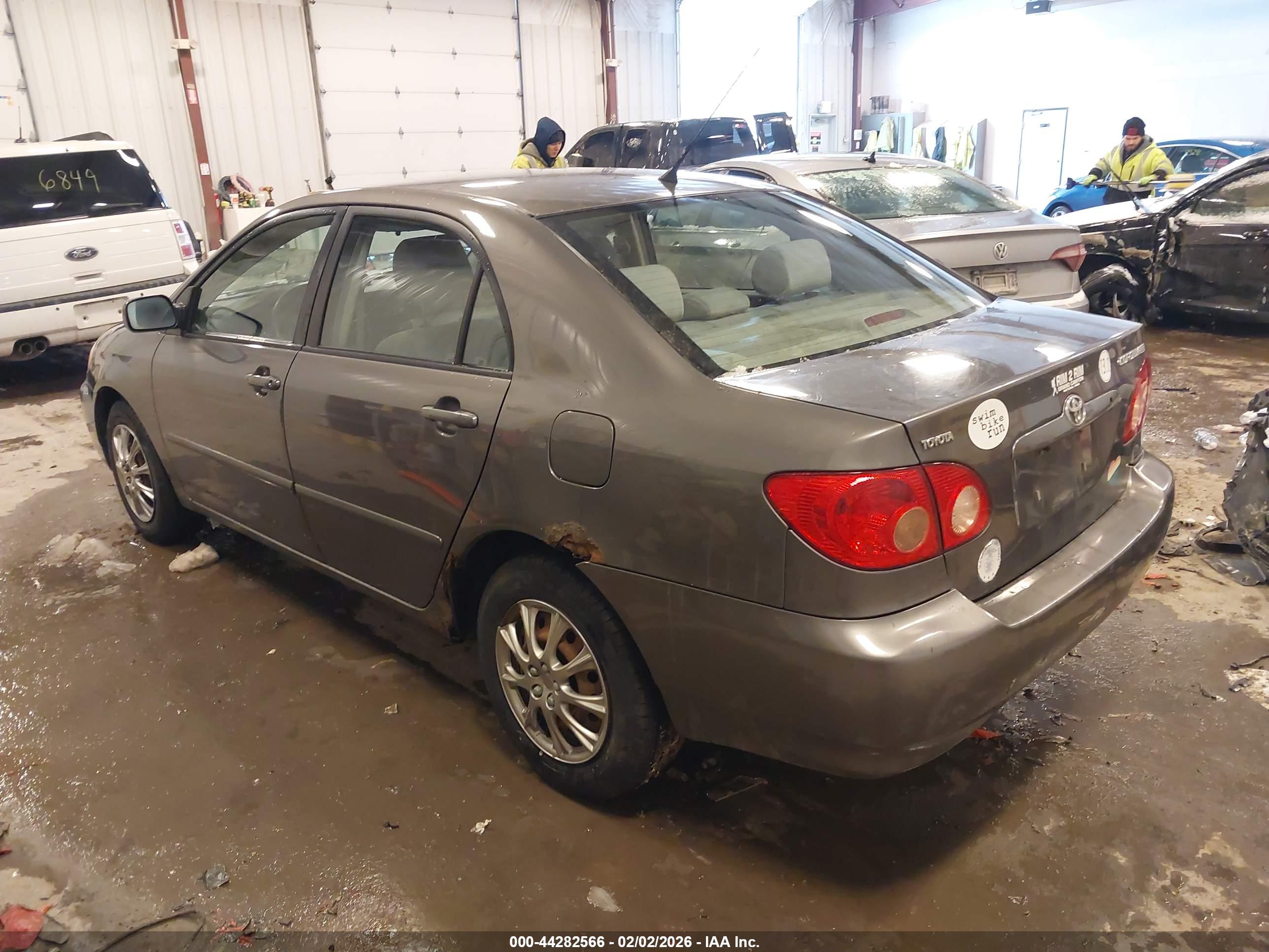 TOYOTA COROLLA image 3