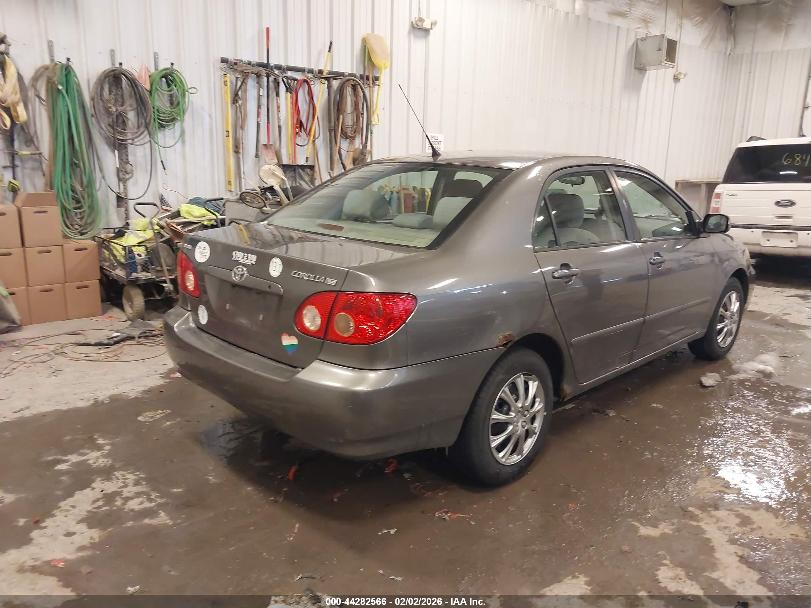 TOYOTA COROLLA image 4