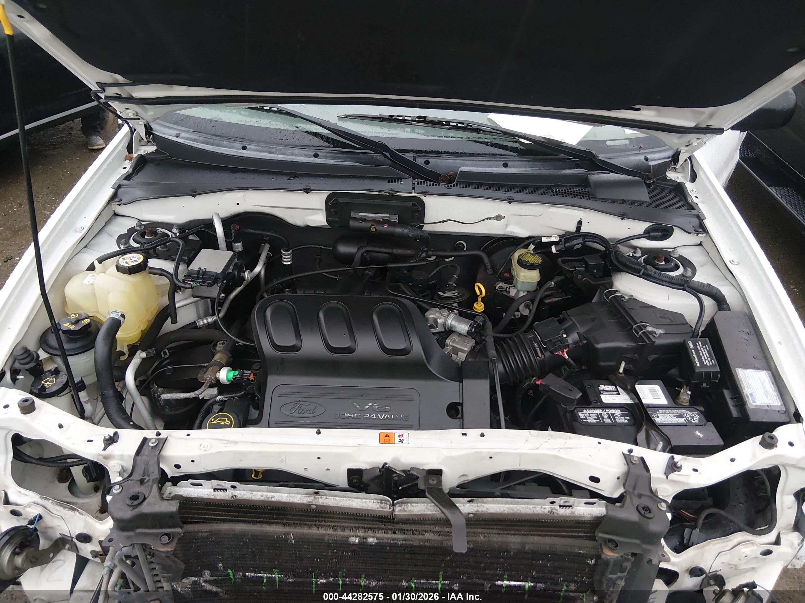 FORD ESCAPE image 10